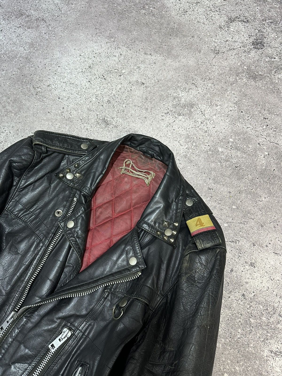 Vintage Vintage Kawasaki Leather Jacket Bomber Distressed 80’s Rare Size US M / EU 48-50 / 2 - 13 Thumbnail
