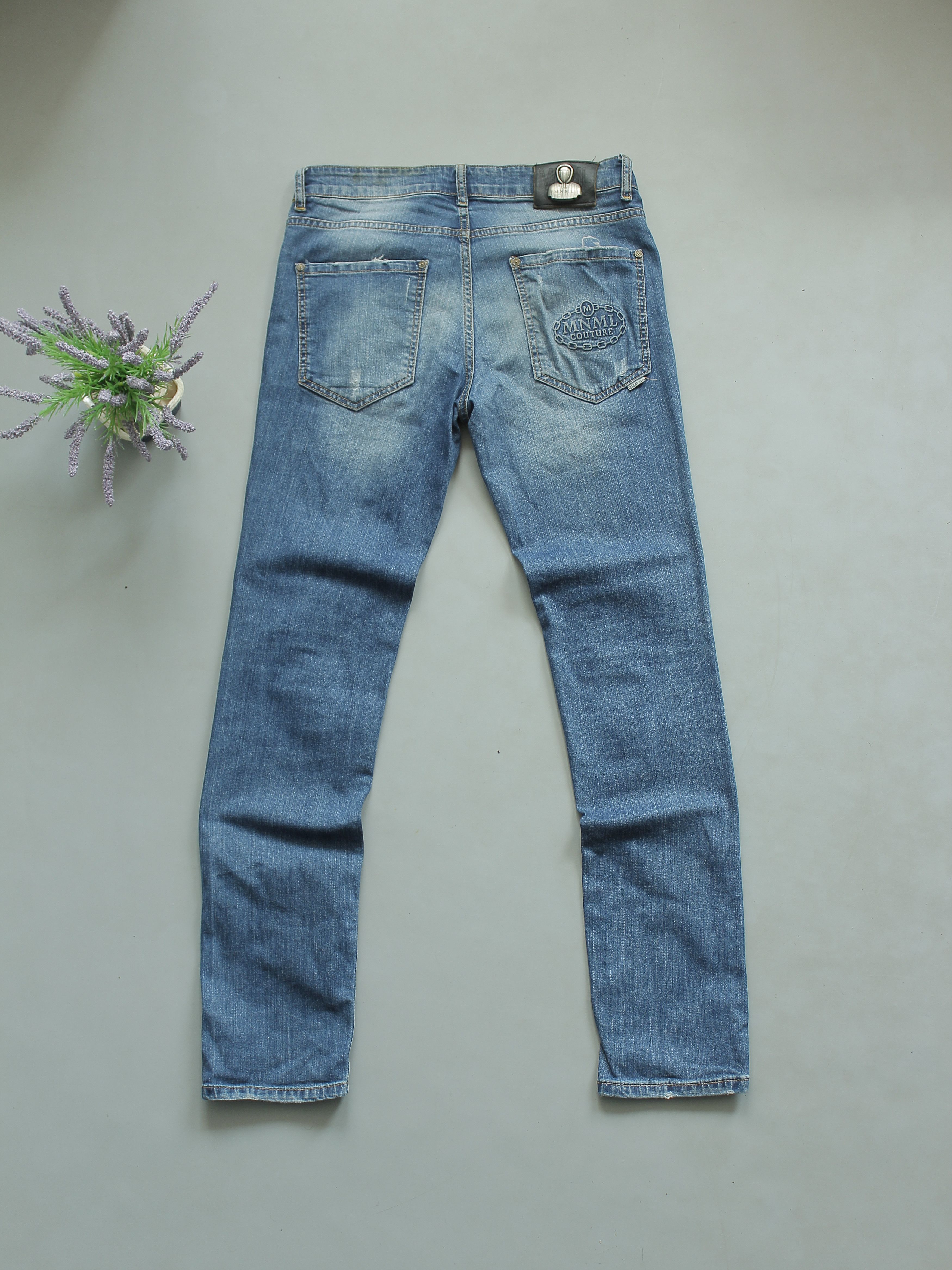 MNML MNML SLIM FIT JEANS 👖 32 33 DISTRESSED Size US 33 - 1 Thumbnail