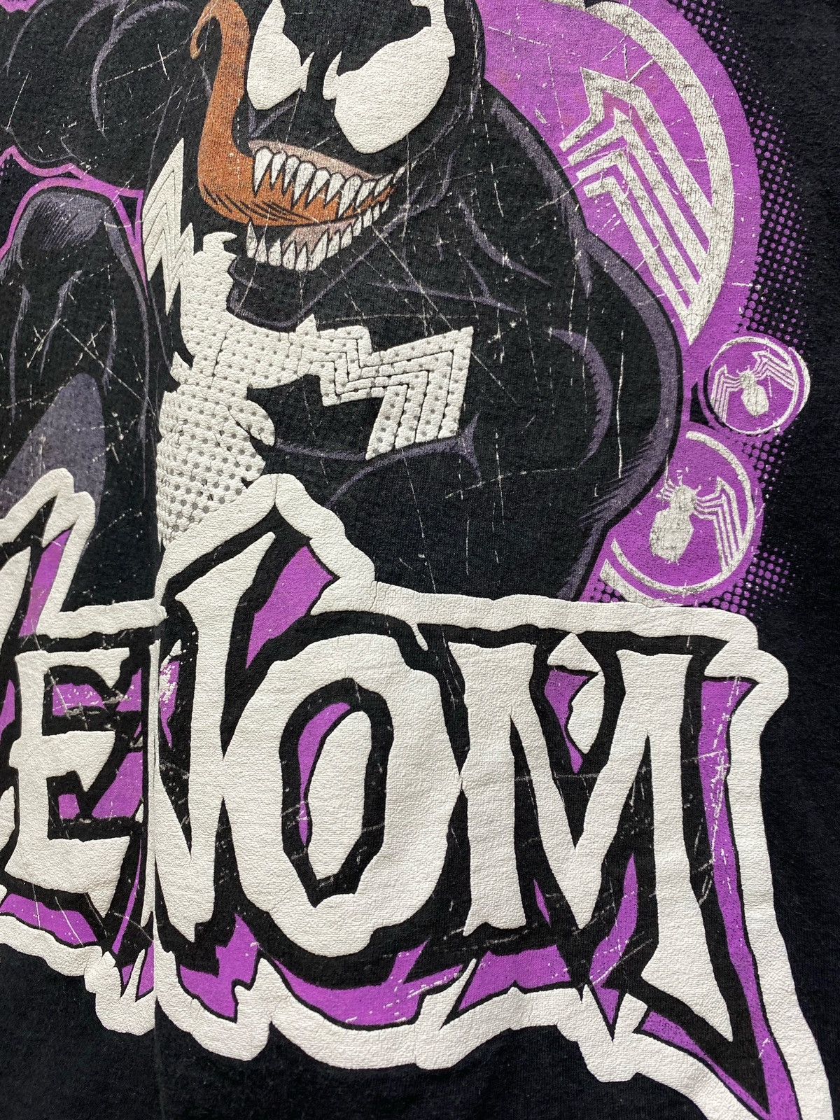 DC Comics × Marvel Comics Marvel Venom Graphic Big Logo T Shirt Size US L / EU 52-54 / 3 - 13 Thumbnail