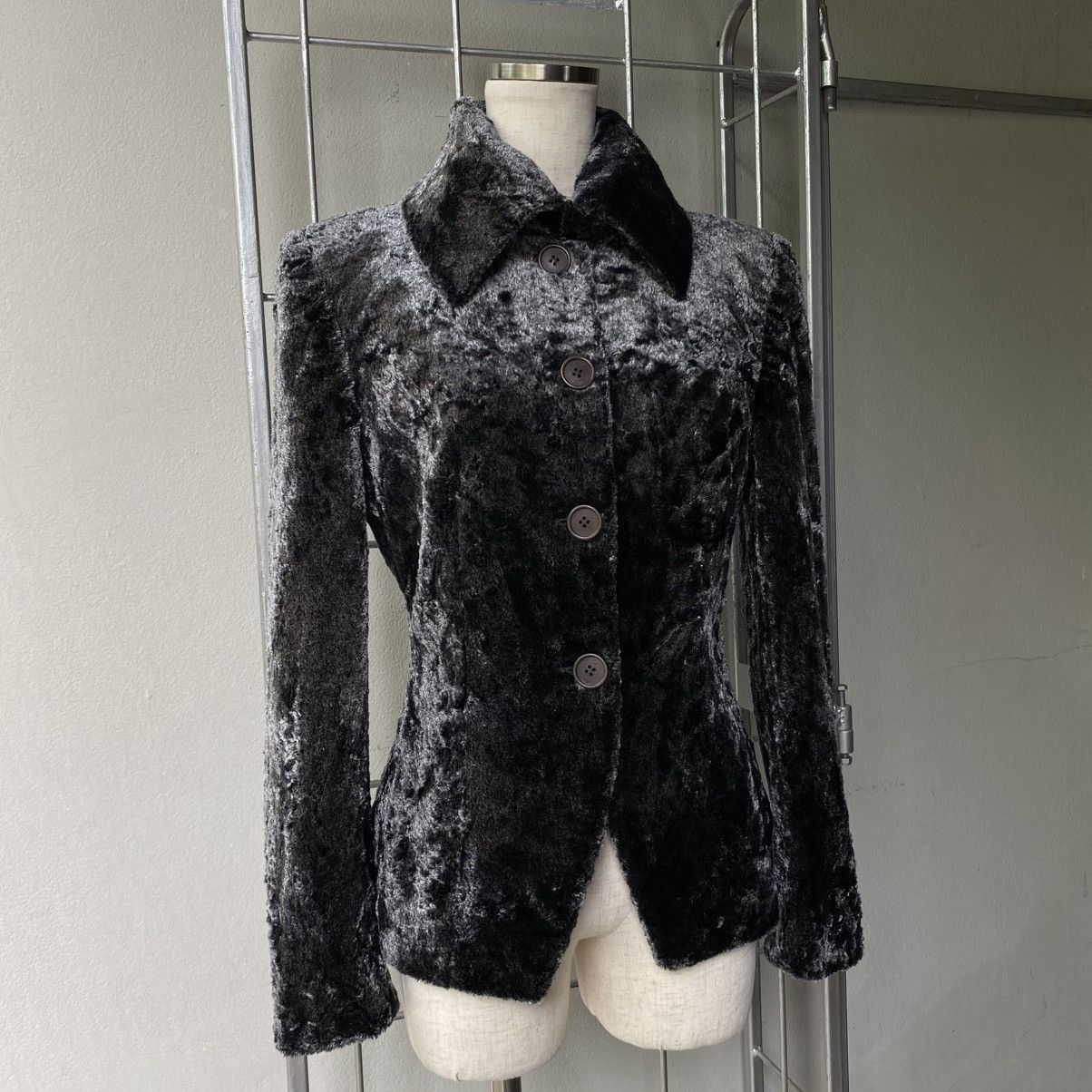 Emporio Armani EMPORIO ARMANI Black Faux Fur Blazer Size XS / US 0-2 / IT 36-38 - 15 Thumbnail