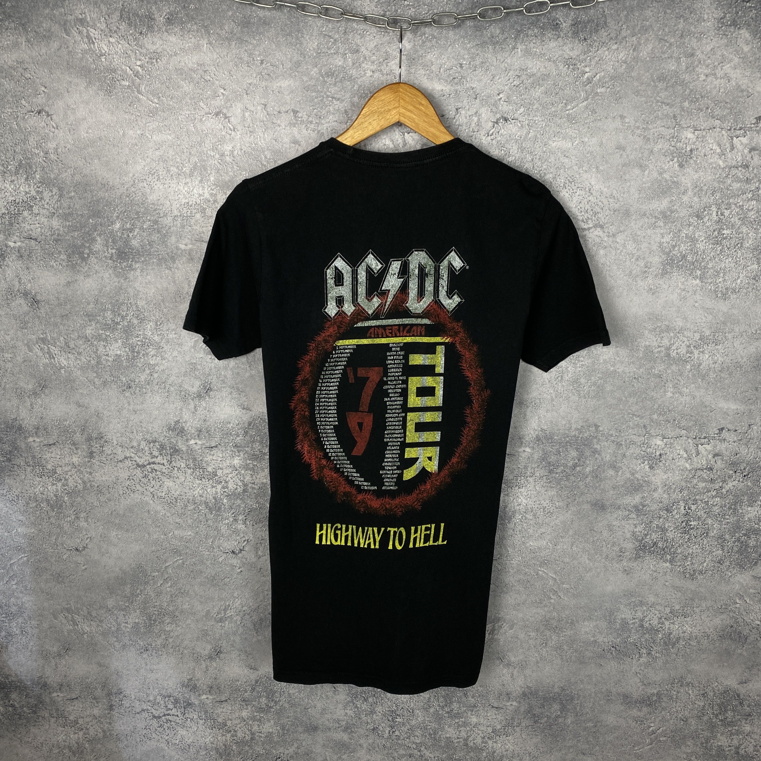 AC/DC ACDC Highway To Hell Vintage Tee Men's Size M Size US M / EU 48-50 / 2 - 7 Thumbnail