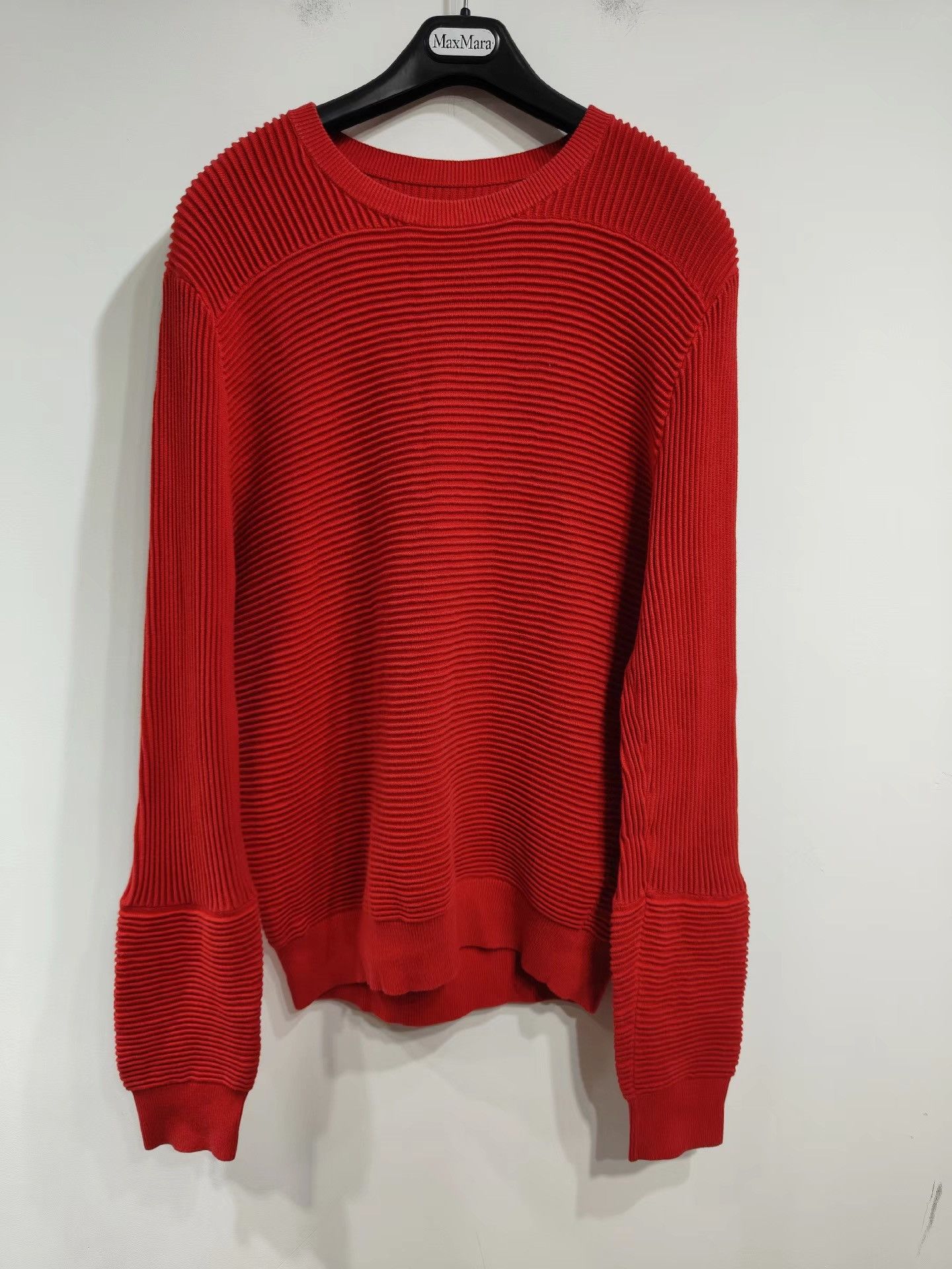 Givenchy Givenchy Red Knit Crew Neck Sweater K29 Size US L / EU 52-54 / 3 - 1 Thumbnail