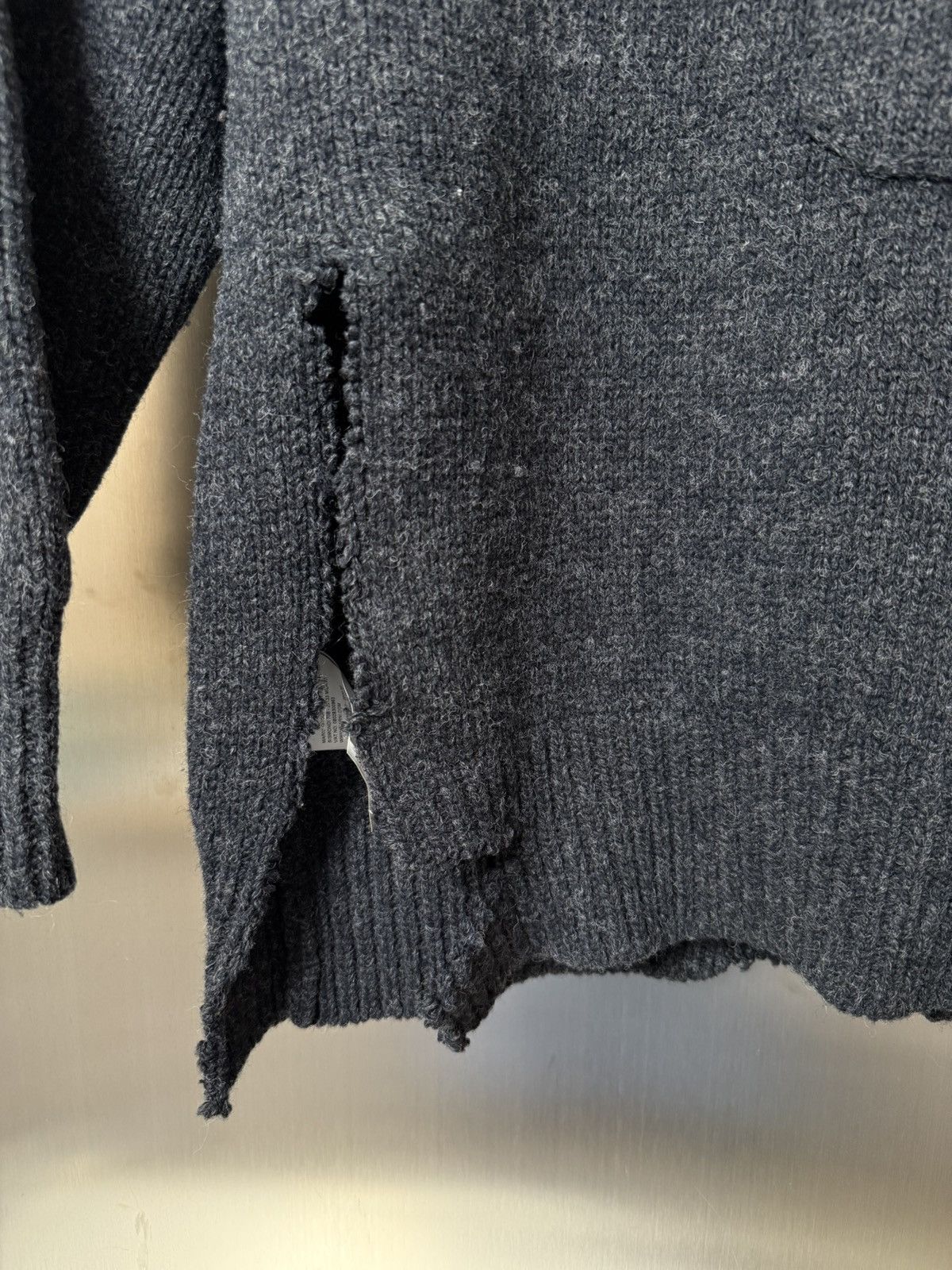 Marni Marni wool Asymmetrical Distressed cut out sweater Size US S / EU 44-46 / 1 - 3 Thumbnail