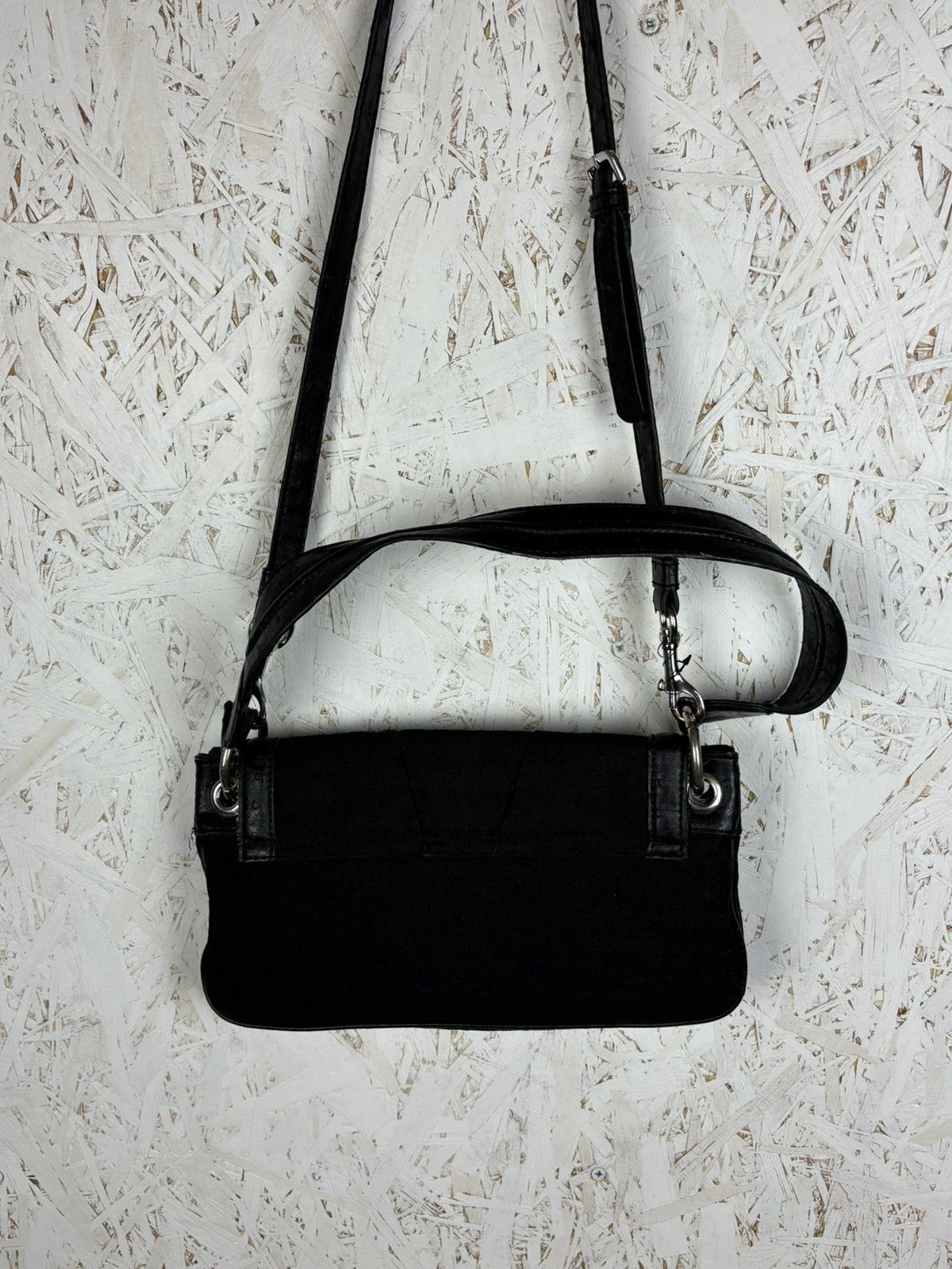 Guess Guess Vintage Y2K Crossbody Shoulder Bag Black Monogram 00s Size ONE SIZE - 12 Thumbnail