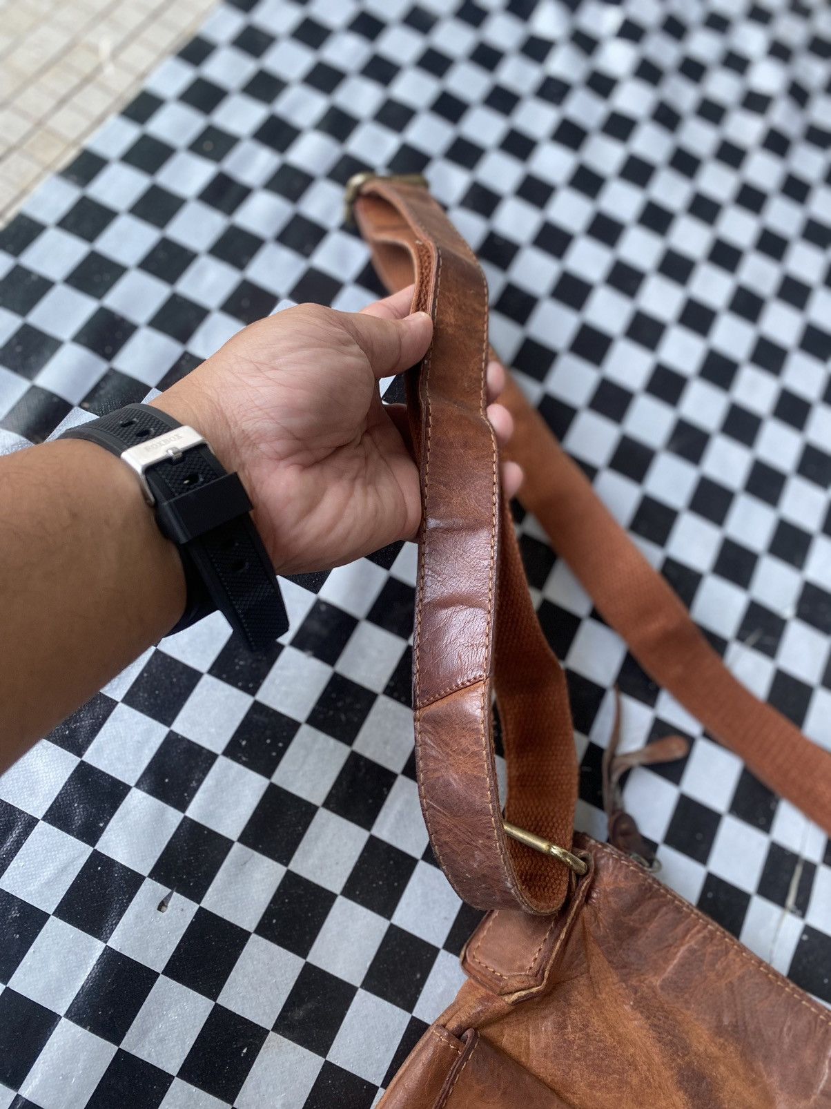 Leather × Vintage Vintage Leather Crossbody bag Oran Leather Australia Size ONE SIZE - 3 Thumbnail