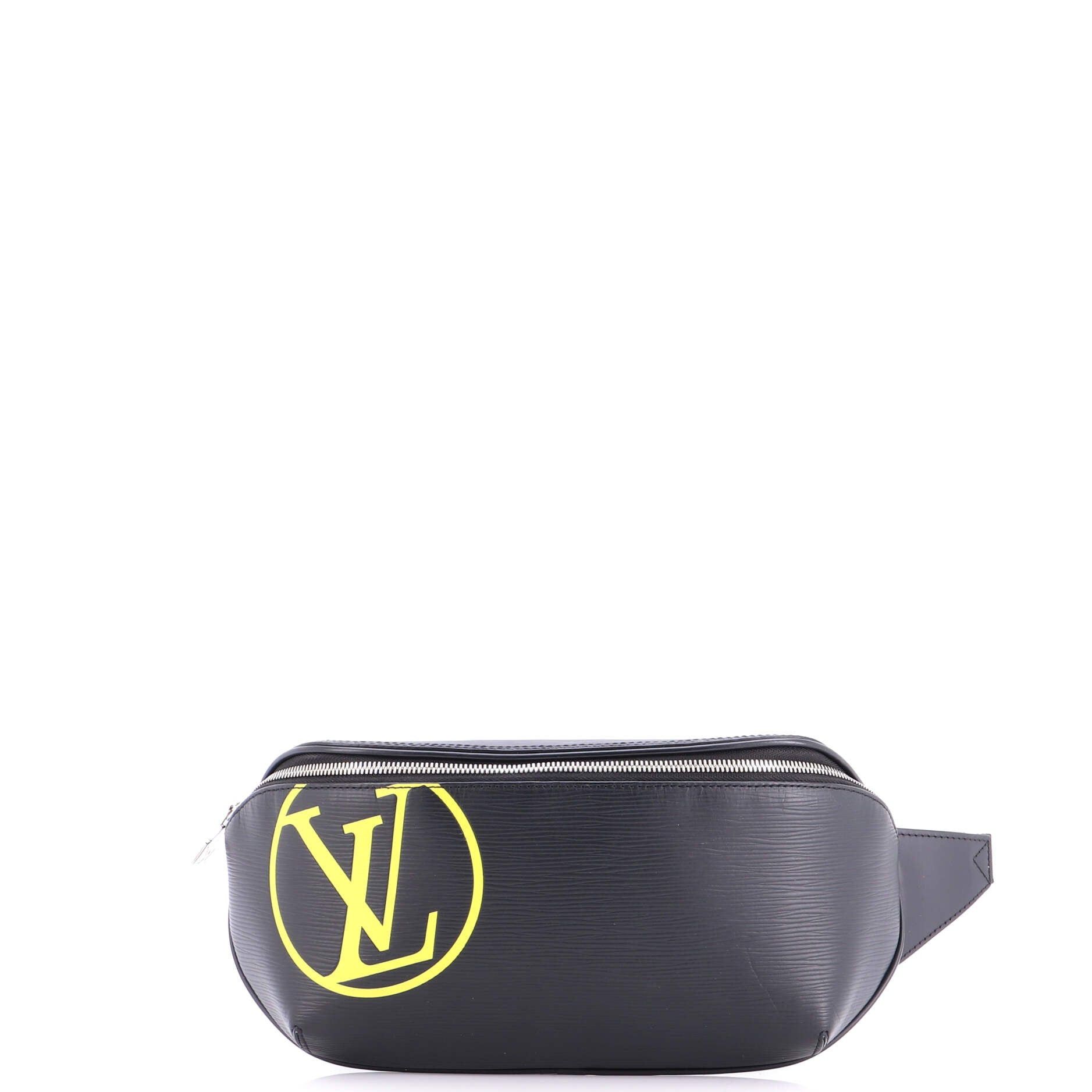 Louis Vuitton Bum Bag Size ONE SIZE - 1 Thumbnail