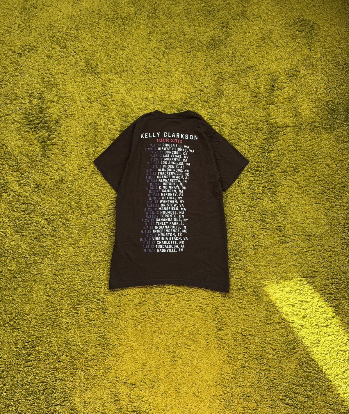 Band Tees Kelly Clarkson 2012 official tour t-shirt Size US S / EU 44-46 / 1 - 4 Thumbnail