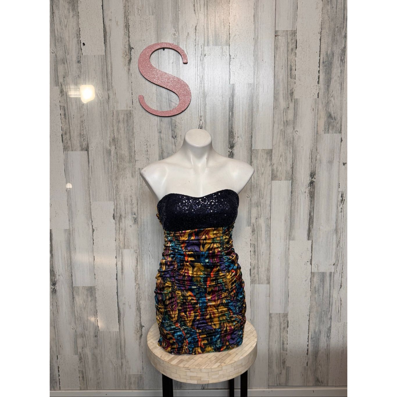 Other Wishes Wishes Strapless Sequin Bodice Multicolor Ruched Mini Dress Size Small Size S / US 4 / IT 40 - 1 Thumbnail