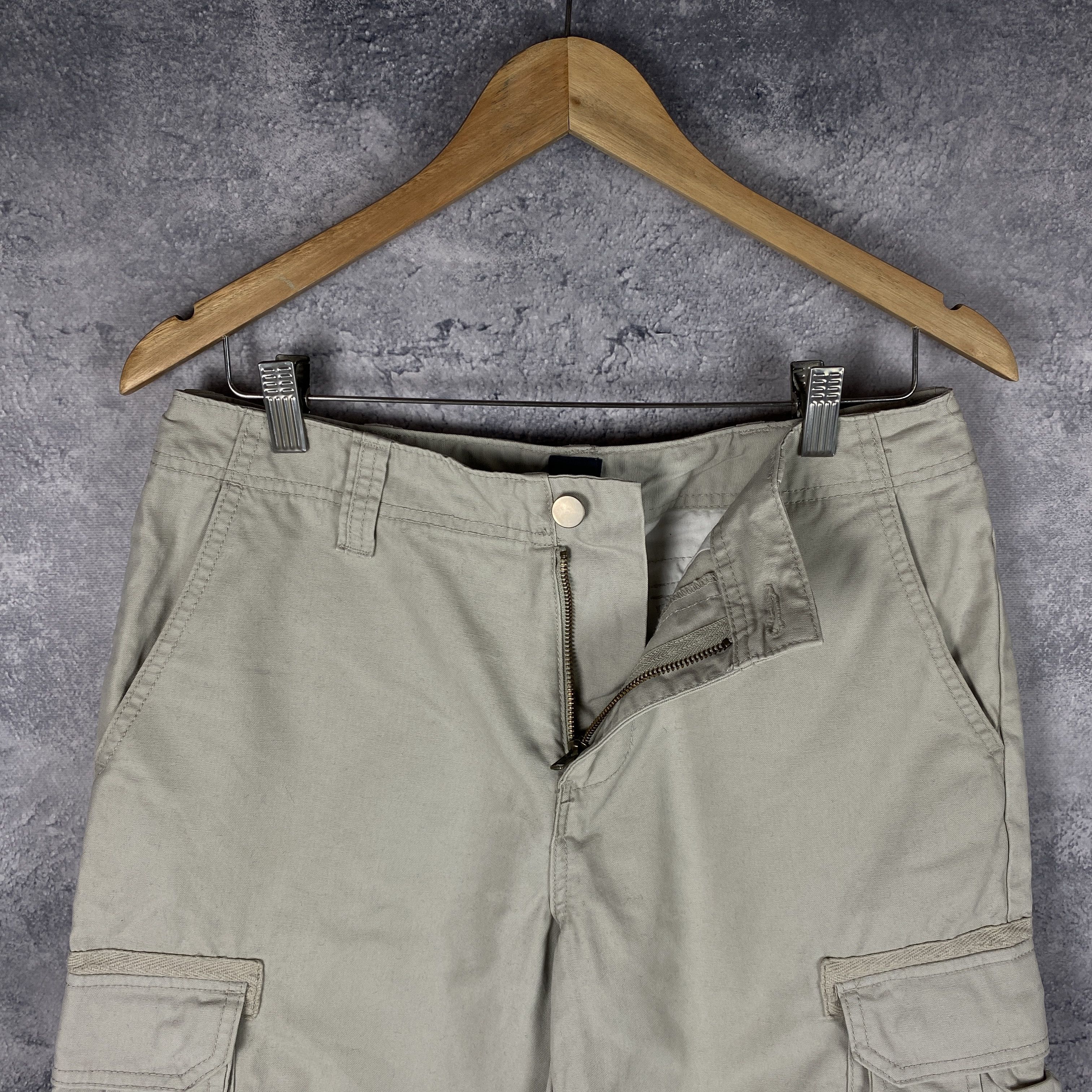 Gap GAP Cargo Shorts Men's Size 30 Beige Size US 30 / EU 46 - 4 Thumbnail
