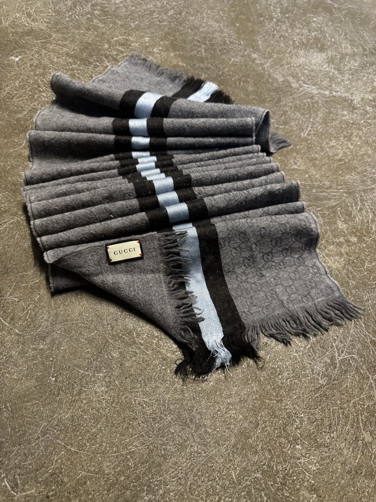 Gucci Gucci Wool GG Logo Scarf Size ONE SIZE - 1 Thumbnail
