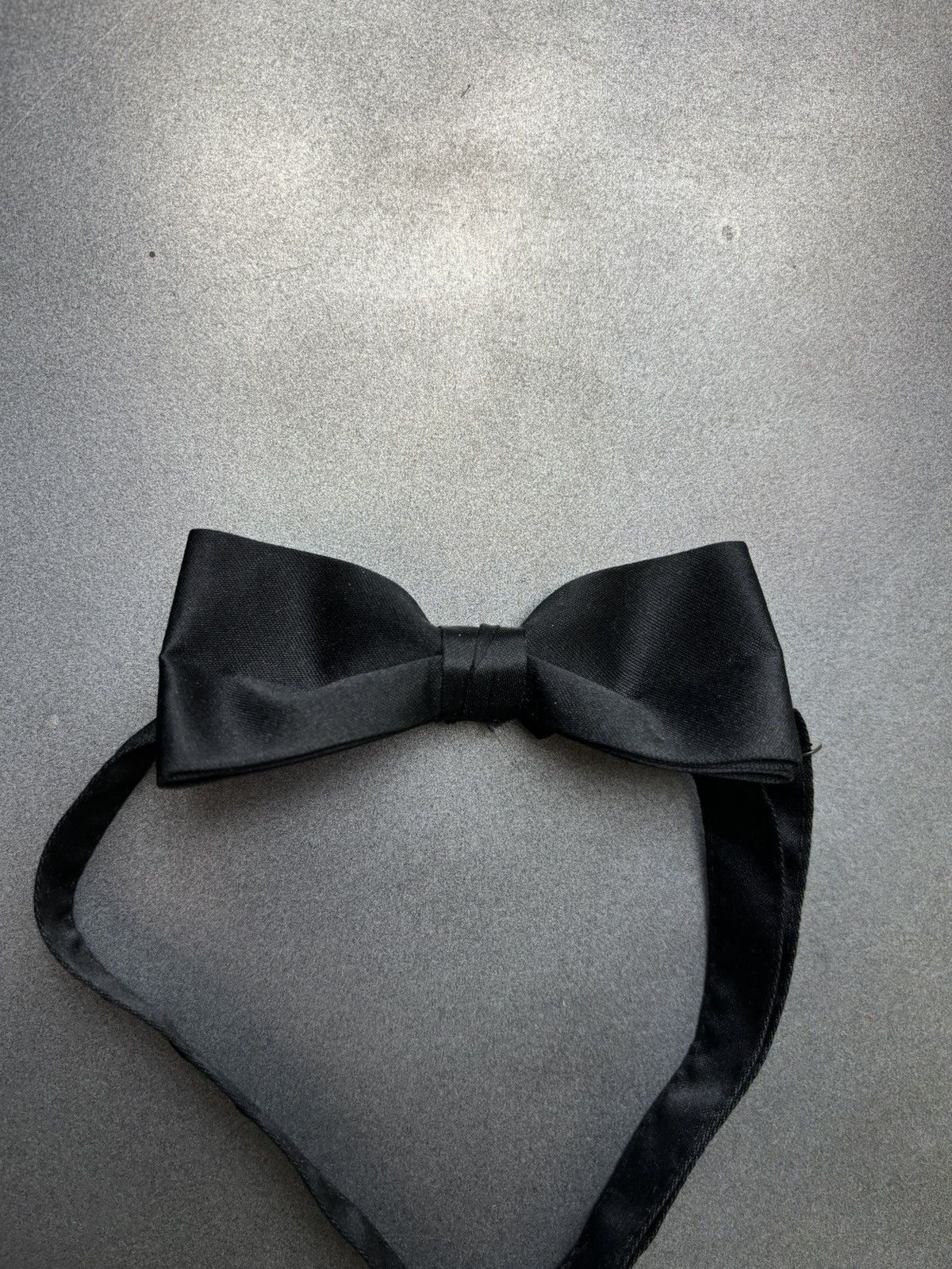 Vintage 1980s Pre-Tied Bow Tie Vintage Bowtie Neck Tie Made in USA Size ONE SIZE - 4 Thumbnail