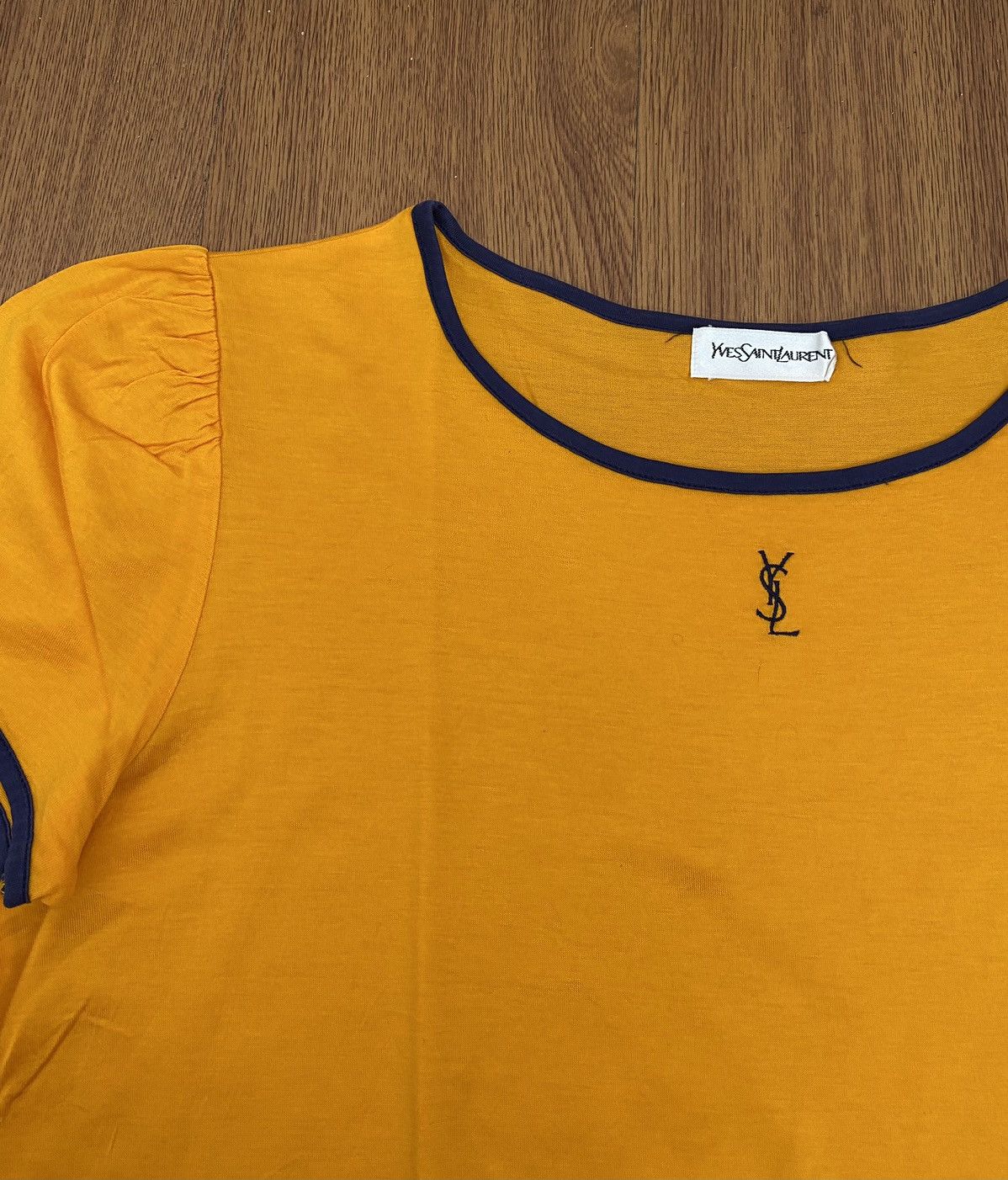Vintage × Yves Saint Laurent Vintage Yves Saint Laurent womens tee Size M / US 6-8 / IT 42-44 - 2 Thumbnail