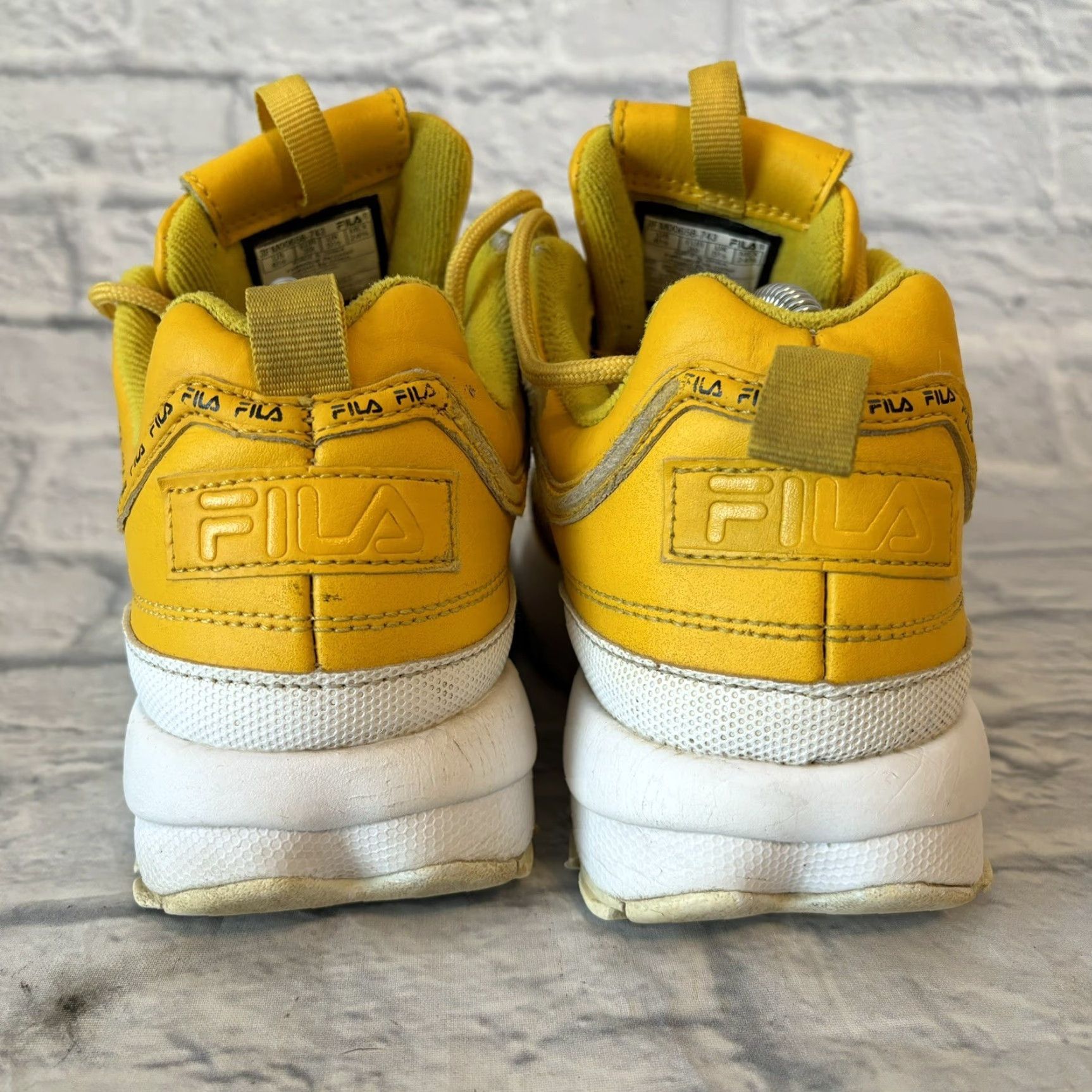 Fila FILA Disruptor 2 Premium Repeat 3FM00658-743 Canary Yellow Men Sz 6.5 / Women 8 Sneaker Shoes Athletic Size US 6 / IT 36 - 5 Thumbnail