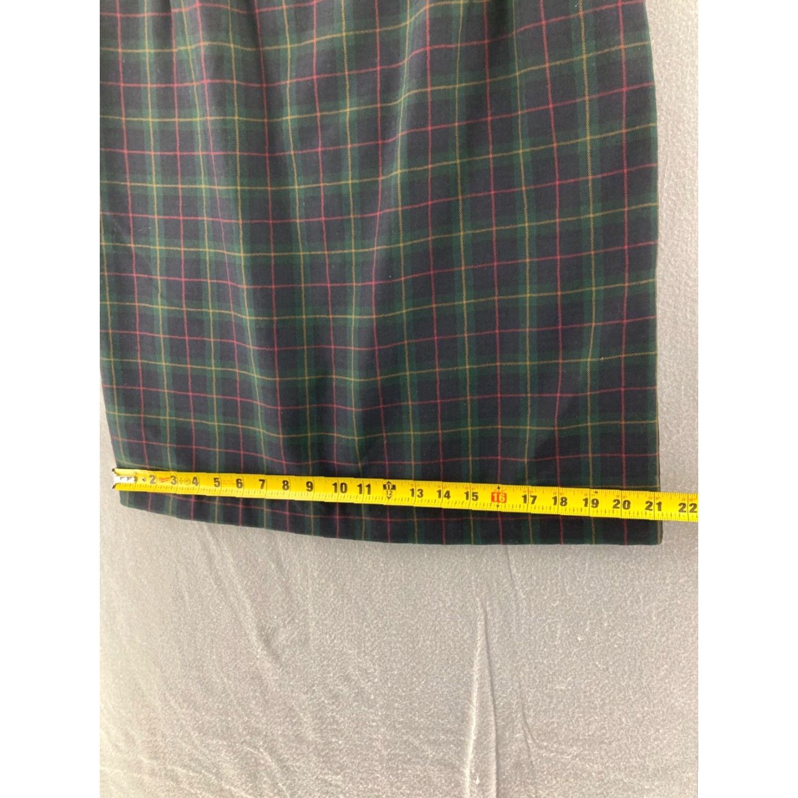 Vintage VINTAGE Christy Girl Skirt Womens 16 Petite Tartan Plaid USA Made Size 38" / US 16 / IT 52 - 3 Thumbnail