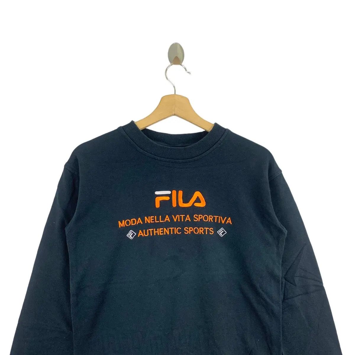 Fila Vtg FILA BIELLA ITALIA Vita Sportiva Embroidered Sweatshirt Size M / US 6-8 / IT 42-44 - 5 Thumbnail