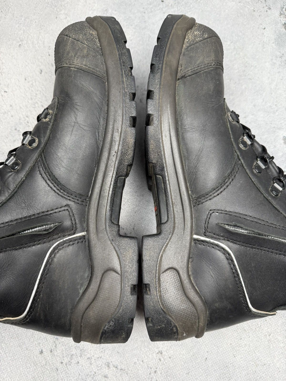 Red Wing Red Wing Black Leather Work Boots With Red Mesh Collar Rare Size US 11 / EU 44 - 7 Thumbnail