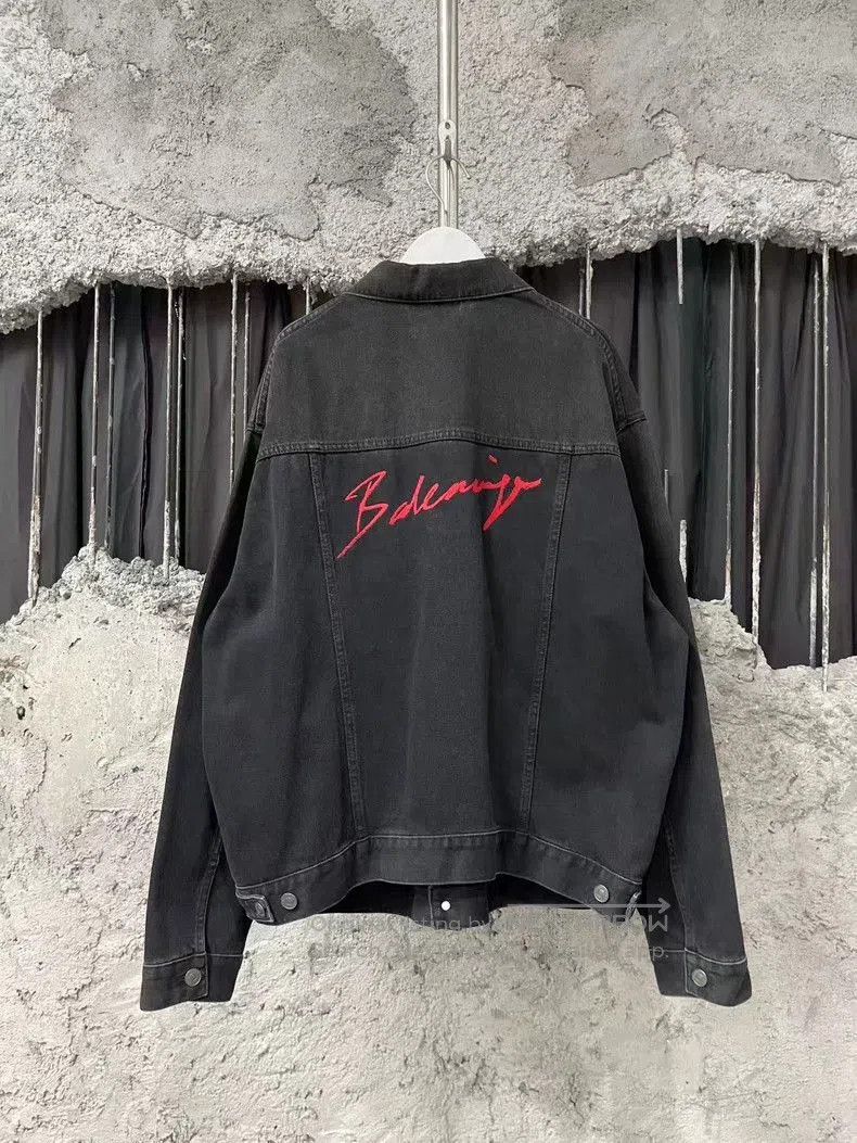Balenciaga Balenciaga Black Red Logo Denim Jacket. Size US S / EU 44-46 / 1 - 1 Thumbnail