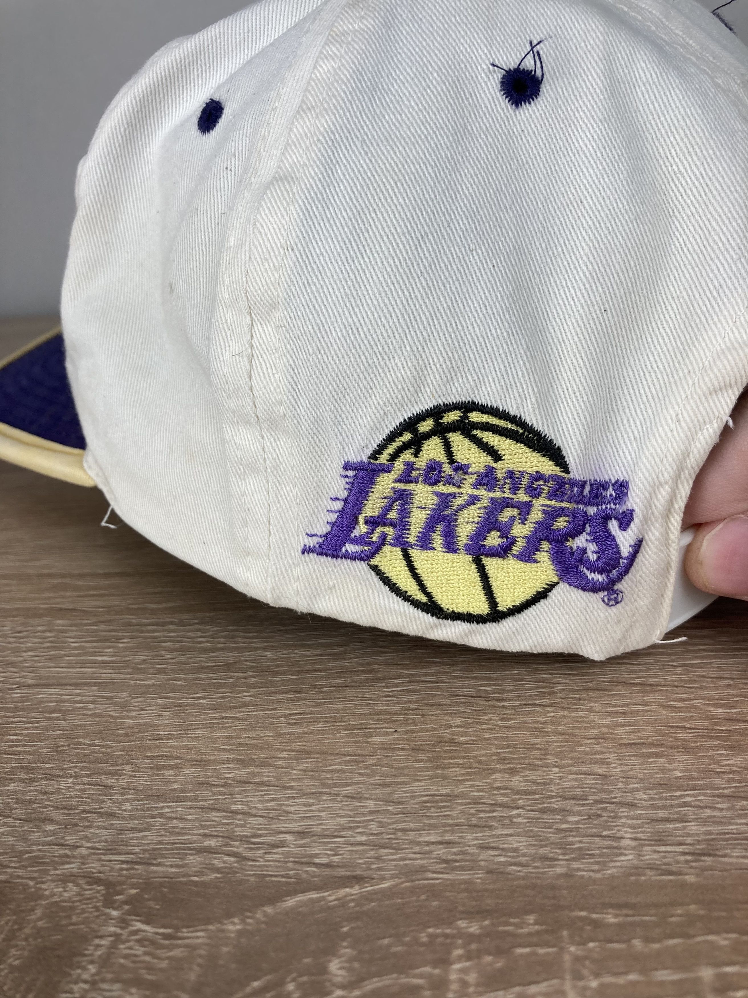 NBA Vintage 1980s LA Lakers Embroidered Logo Baseball Hat Size ONE SIZE - 5 Thumbnail