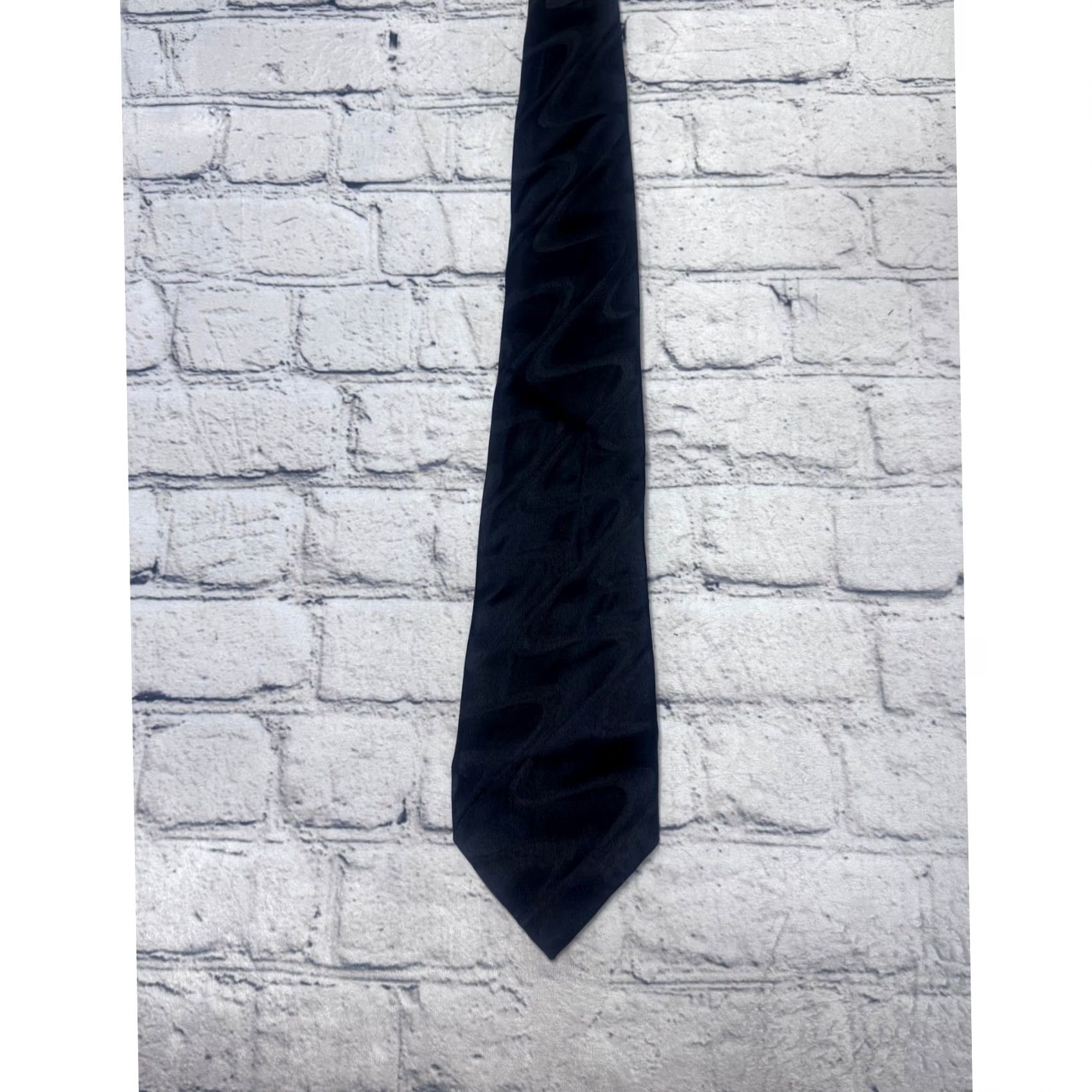 Pierre Cardin Pierre Cardin Black Solid Silk Blend Mens Necktie Size ONE SIZE - 2 Thumbnail
