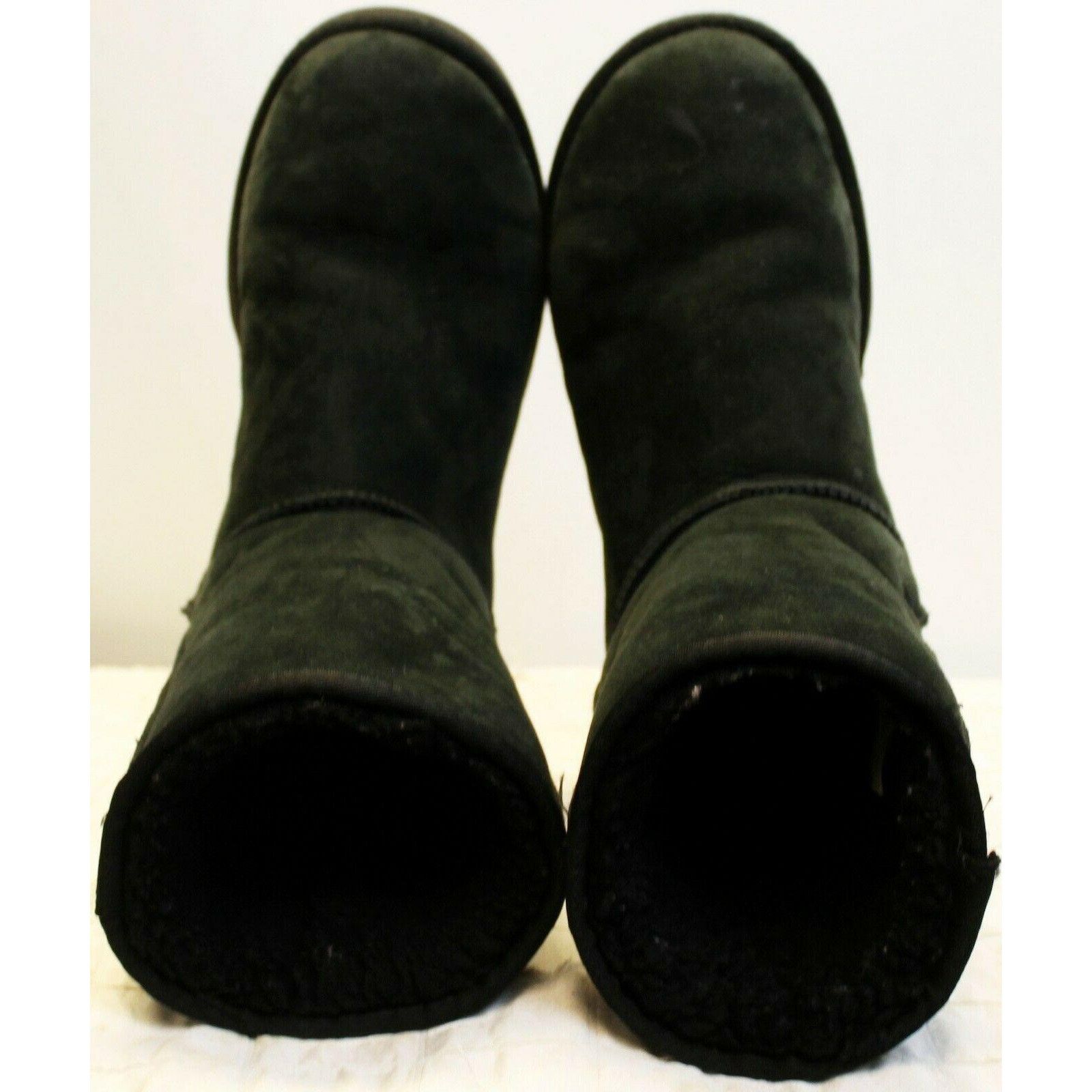 Ugg UGG Black Classic Short Boots Women's Sz 10 Suede Sheepskin Size US 10 / IT 40 - 8 Thumbnail