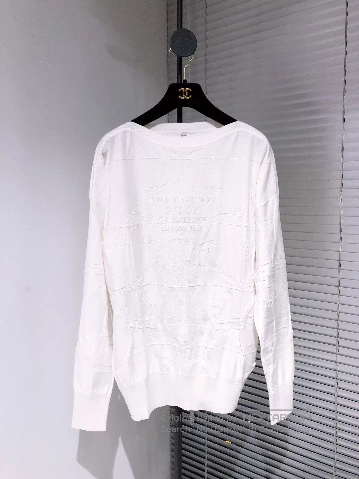 Hermes Hermes White Jacquard Embroidered Sweater. Size US XL / EU 56 / 4 - 1 Thumbnail
