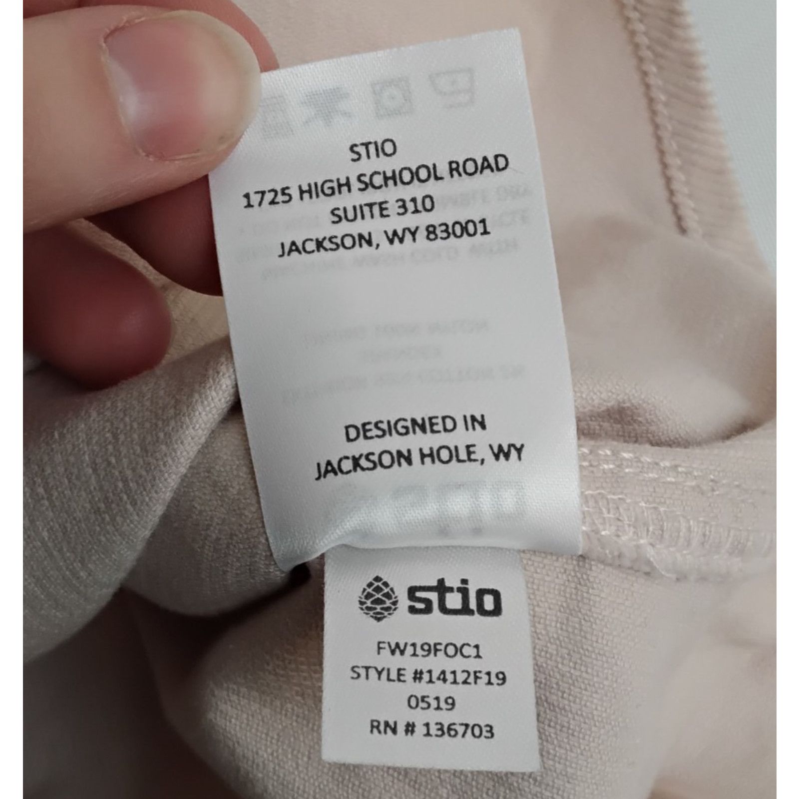 Stio Stio Saratoga Corduroy Shirt Women's S Baby Pink Long Sleeve Size S / US 4 / IT 40 - 9 Thumbnail