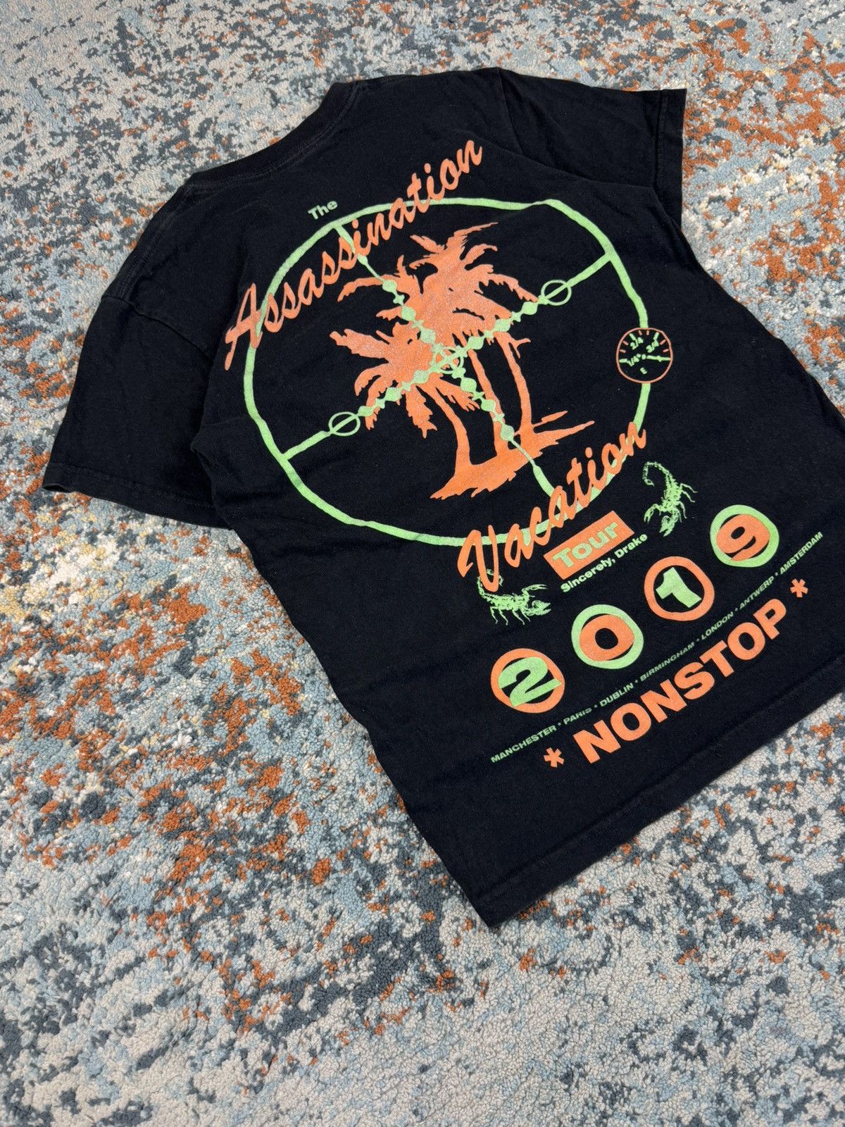 Drake 2019 Drake assasination vacation tour merch graphic rap tee Size US S / EU 44-46 / 1 - 3 Thumbnail