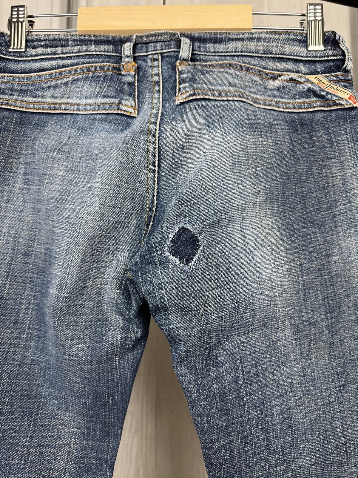 Diesel Diesel vintage y2k blue distressed rap wide flared jeans Size 27" / US 4 / IT 40 - 11 Thumbnail