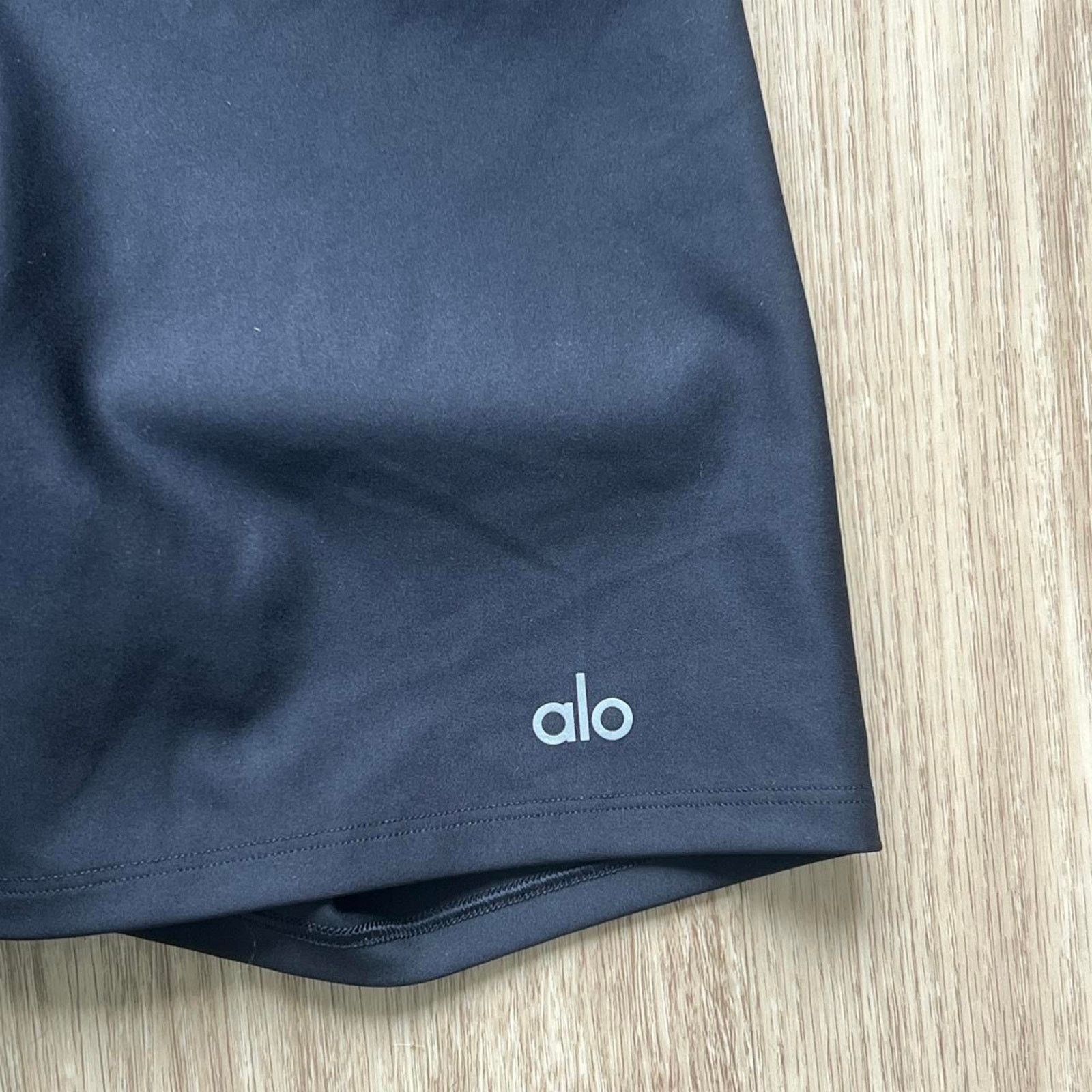 Alo Yoga Alo yoga 5 airlift energy Size 27" / US 4 / IT 40 - 2 Thumbnail