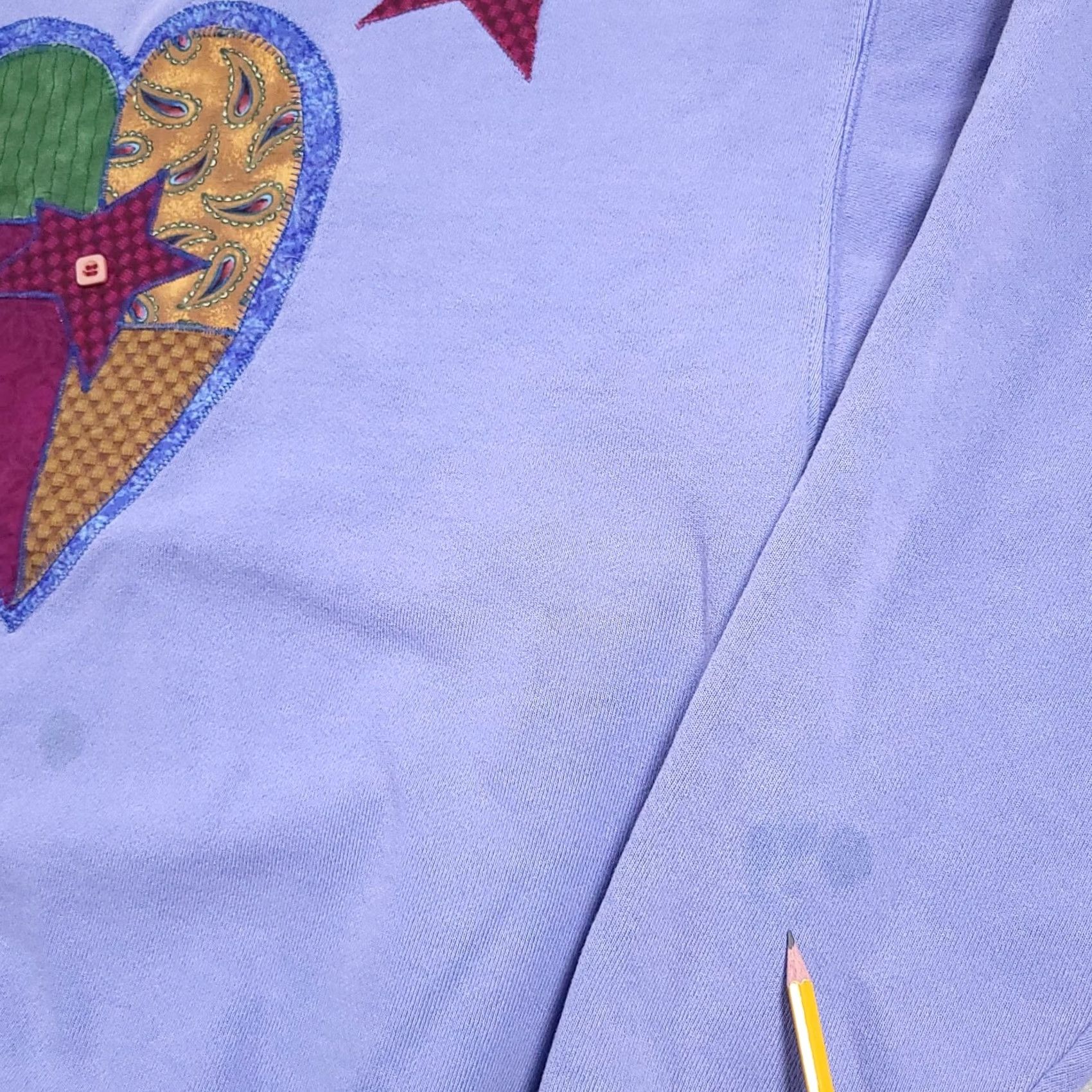 Vintage VINTAGE Sweatshirt Womens XL Blue Heart Embroidered USA Cotton Deluxe Fleece Pullover Crew Neck Long Sleeve Regular Fit Size XL / US 12-14 / IT 48-50 - 7 Thumbnail