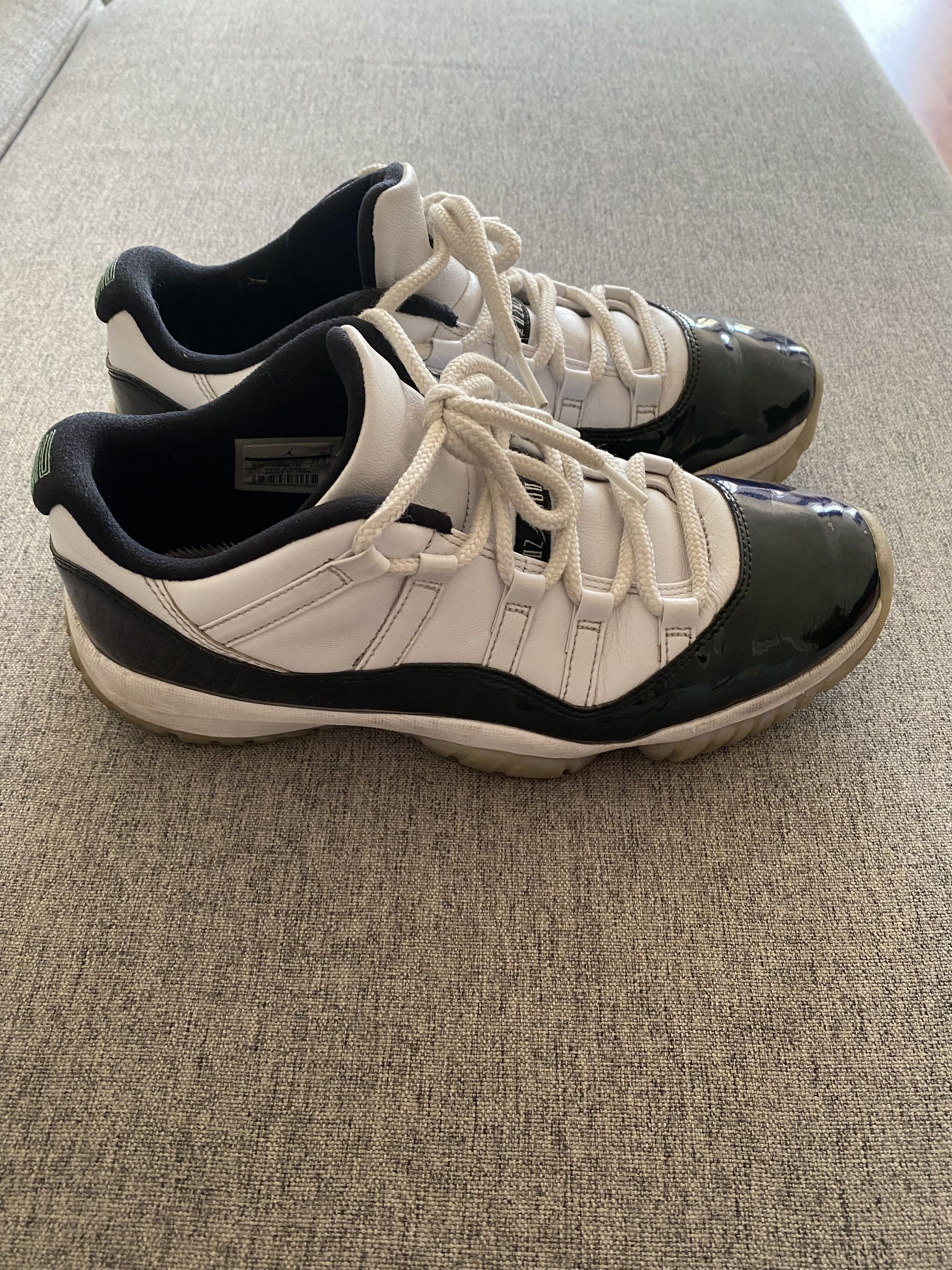 Jordan Brand jordan retro 11 low emerald Size US 9.5 / EU 42-43 - 3 Thumbnail