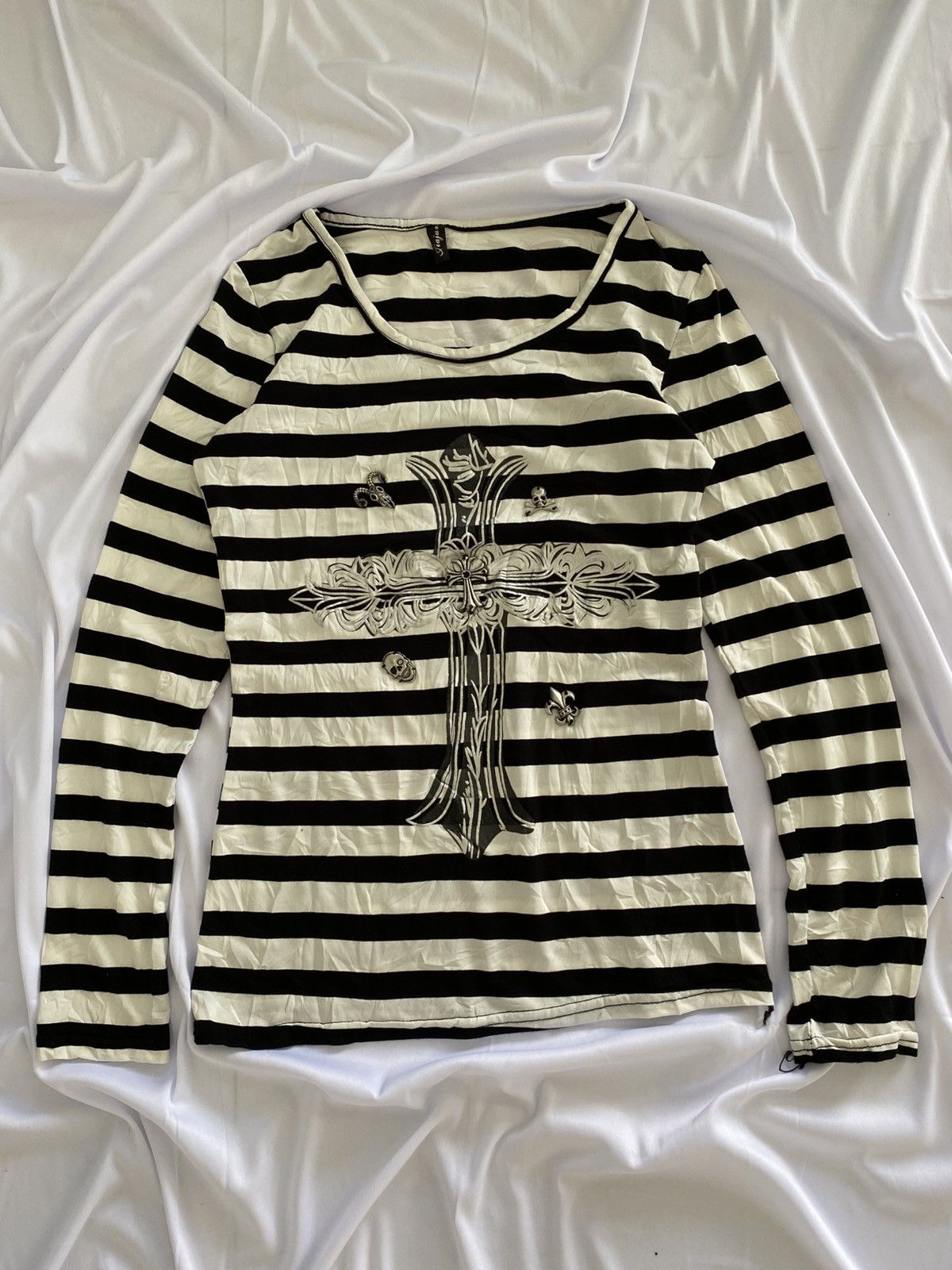 Le Grande Bleu (L.G.B.) Y2k grunge style longgsleeve skull shirt Size XS / US 0-2 / IT 36-38 - 6 Thumbnail