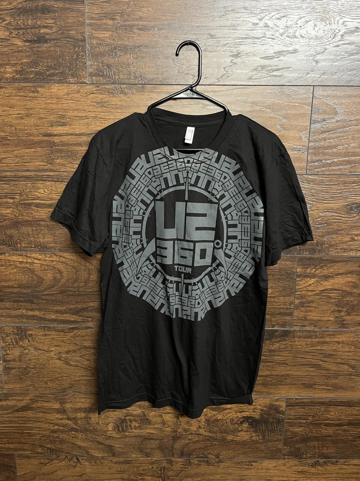 Designer U2 360 Stadium Tour T-shirt - Spinning Stage U2 - M Size US M / EU 48-50 / 2 - 1 Thumbnail