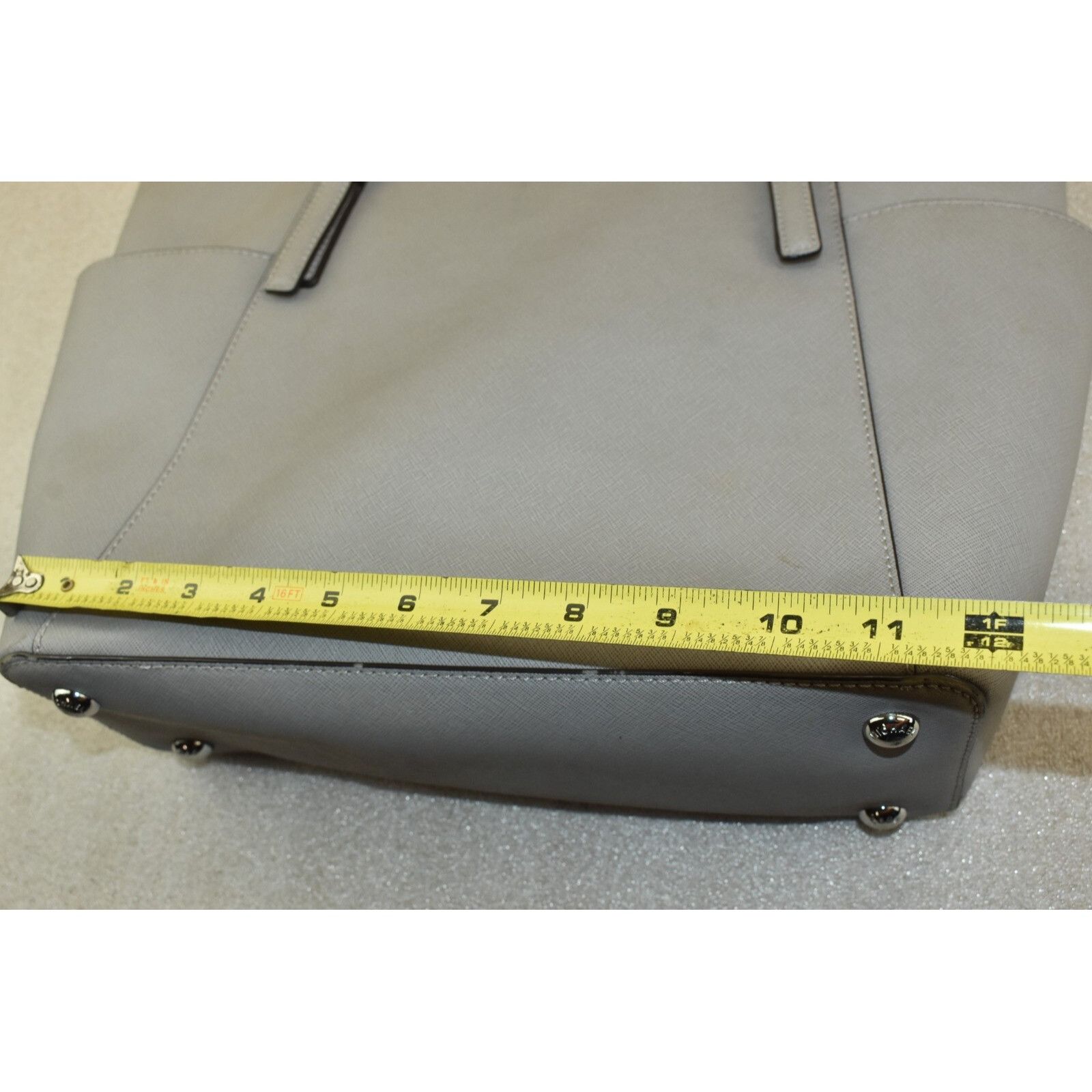 Michael Kors Michael Kors Jet Set Top Zip Tote Saffiano Leather Gray Shou Size ONE SIZE - 15 Thumbnail