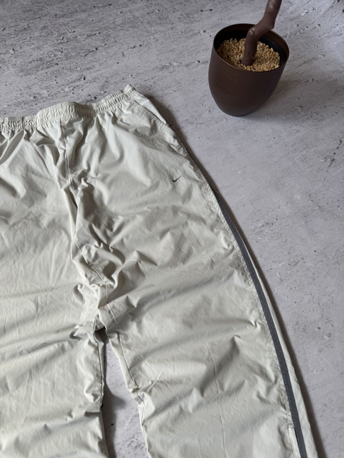 Nike × Vintage NIKE NYLON VINTAGE Y2K OVERSIZE BAGGY FIT PANTS SWEATPANTS Size US 32 / EU 48 - 3 Thumbnail