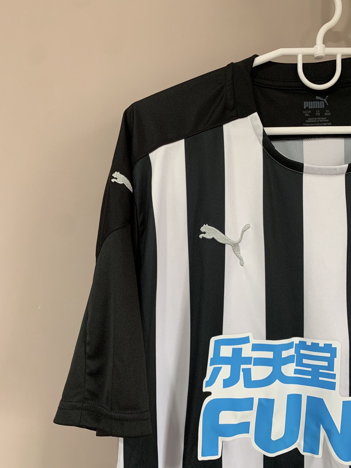 Puma Newcastle United 20/21 Home Football Shirt Puma Soccer XXL Size US XXL / EU 58 / 5 - 4 Thumbnail