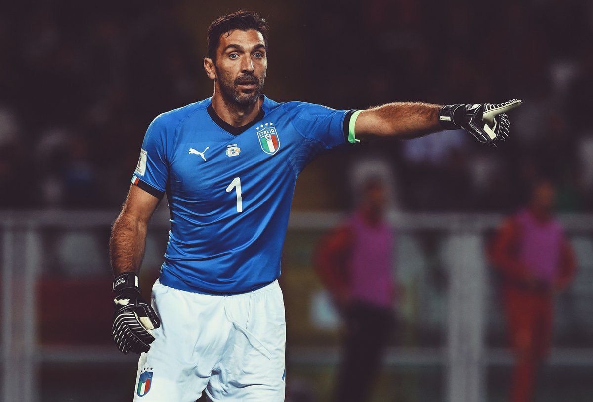 Puma ITALY PUMA 2018 WORLD CUP PLAYER ISSUE GK JERSEY #1 BUFFON Size US XL / EU 56 / 4 - 12 Thumbnail
