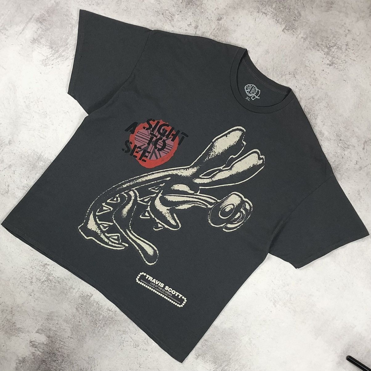 Travis Scott Travis Scott O2 Live Arena London A Sight To See Tee Size US XL / EU 56 / 4 - 1 Thumbnail