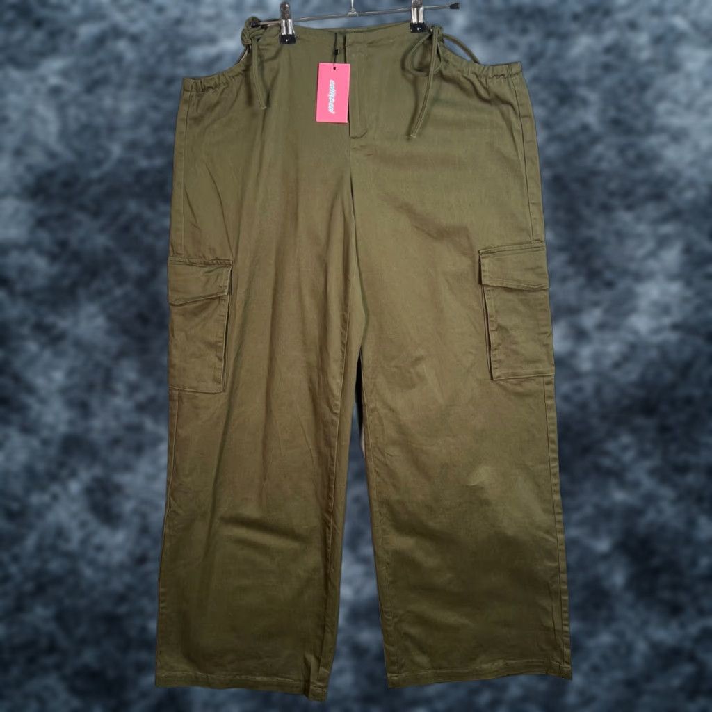 Vintage Edikted Olive Green Wide Leg Cargo Pants Women’s Small 100% Cotton Casual 31" Inseam Size 28" / US 6 / IT 42 - 1 Thumbnail
