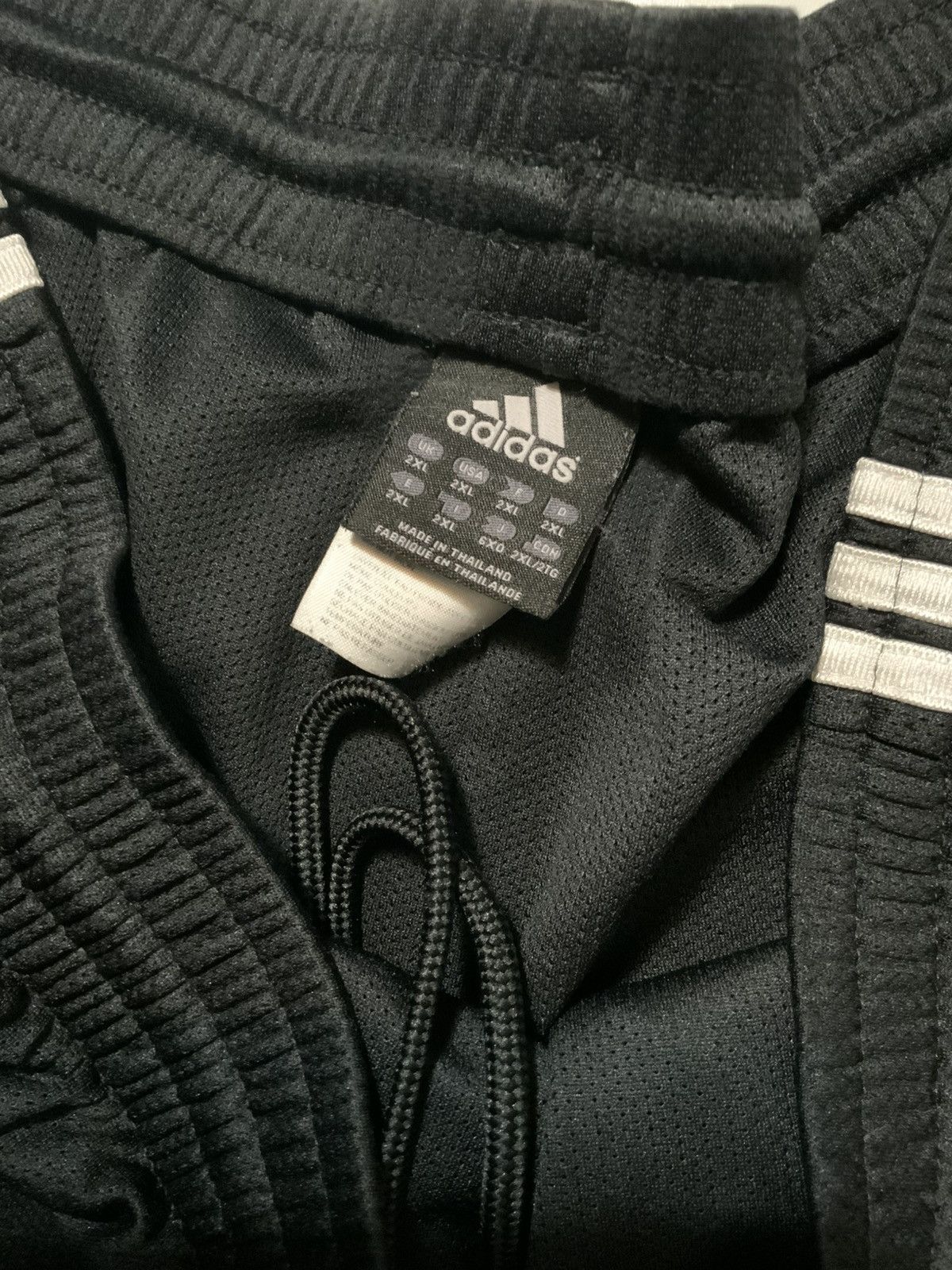 Adidas × NBA Adidas 2010-11 Chicago Bulls Basketball Practice Shorts Size US 40 / EU 56 - 6 Thumbnail