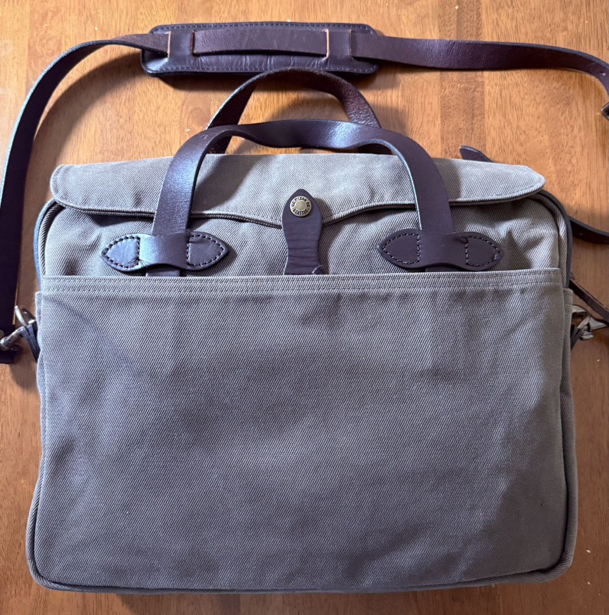 Filson Filson 256 Original Briefcase Otter Green USA Size ONE SIZE - 3 Thumbnail