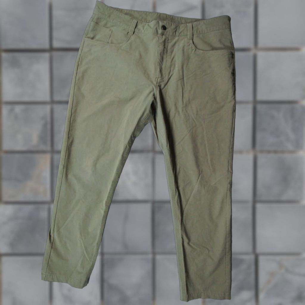 Ten Thousand Pants Mens 38x28 Green Chino Stretch Tapered Casual Adult