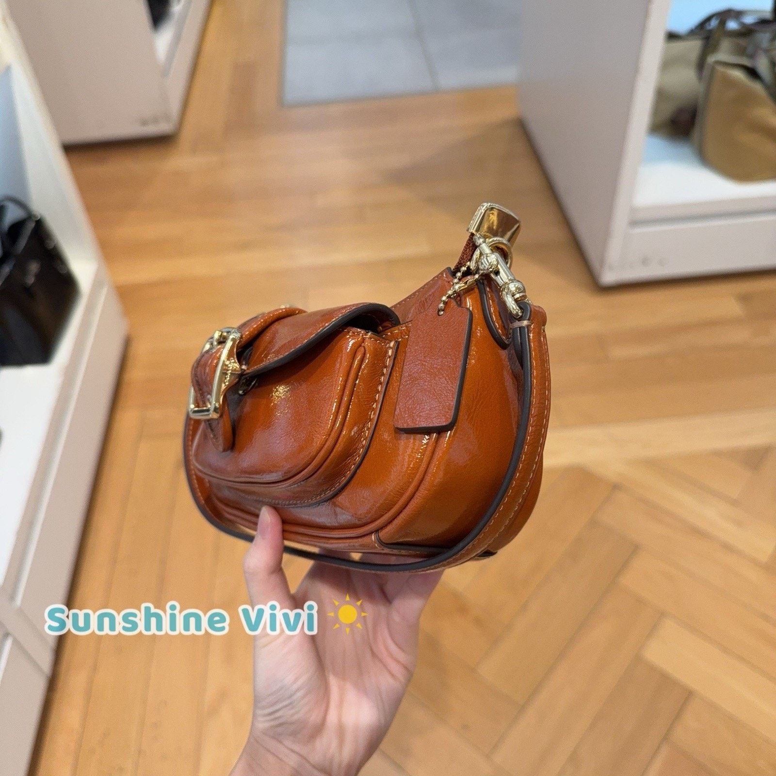 Coach NWT Coach Ashton Mini Shoulder Bag CDB19 Cinnamon Size ONE SIZE - 2 Thumbnail