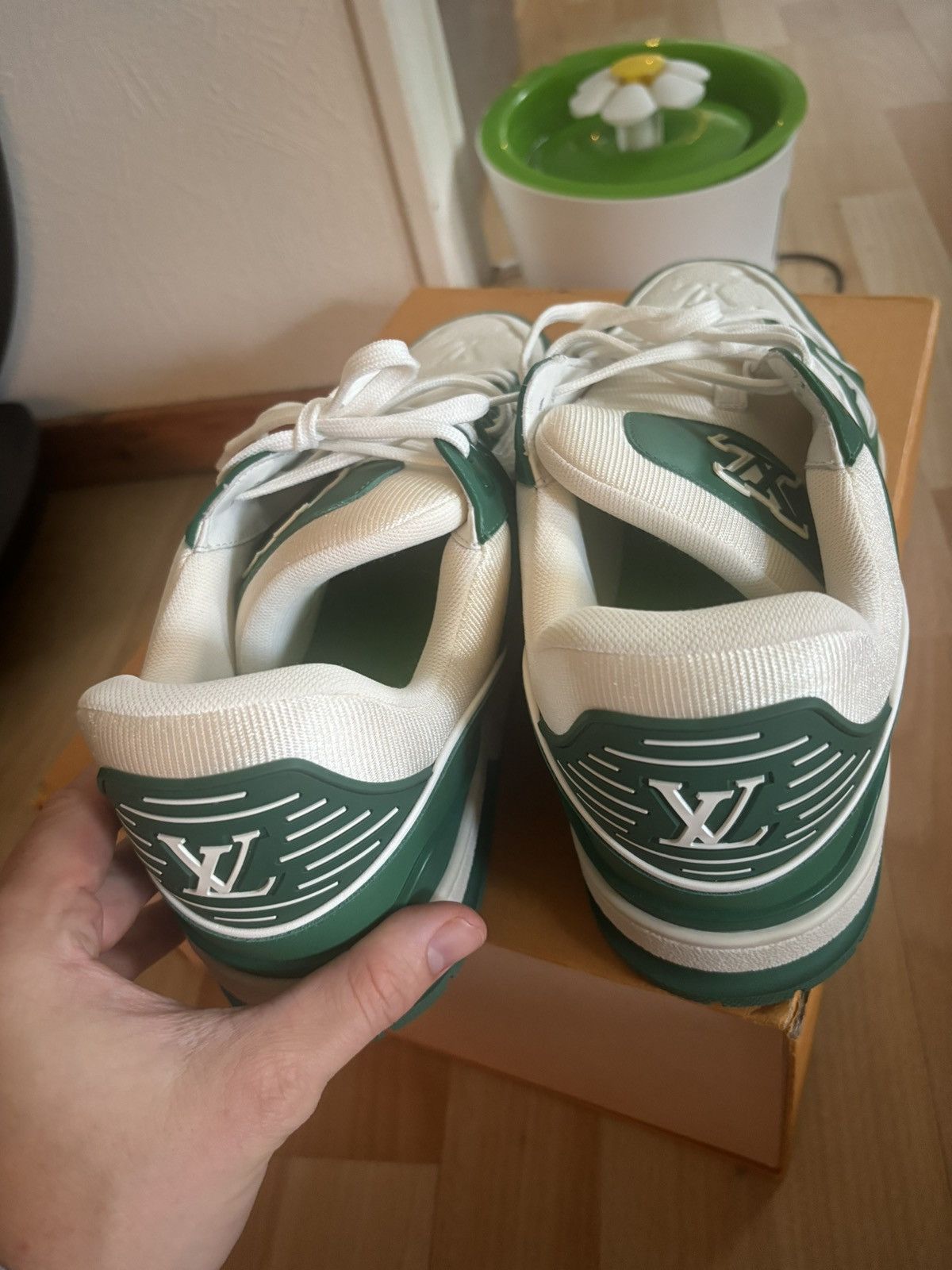 Louis Vuitton Louis Vuitton Trainer Green Monogram Denim White Size US 10 / EU 43 - 5 Thumbnail