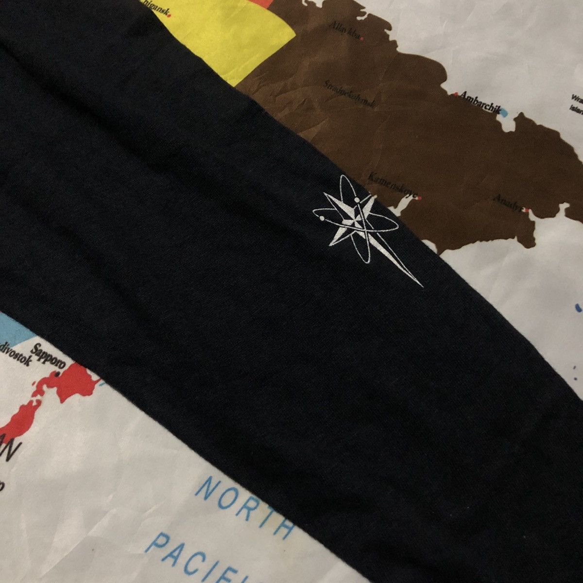 Band Tees × Japanese Brand × Vintage Japanese Band Buck Tick Album Cover Darker Than Darkness Size US M / EU 48-50 / 2 - 5 Thumbnail