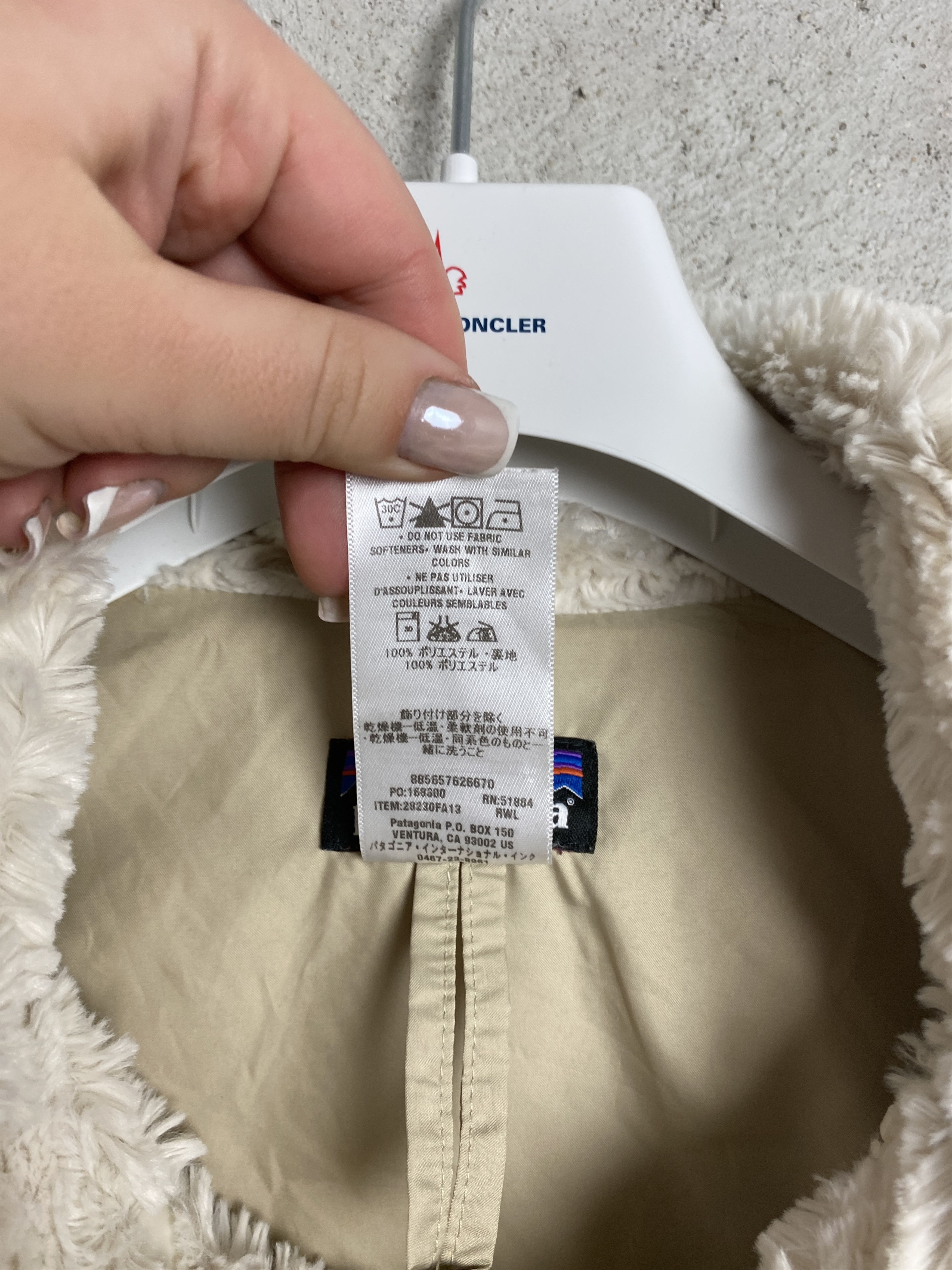 Patagonia Patagonia Faux Fur jacket fuzzy snap outdoor Size XS / US 0-2 / IT 36-38 - 6 Thumbnail