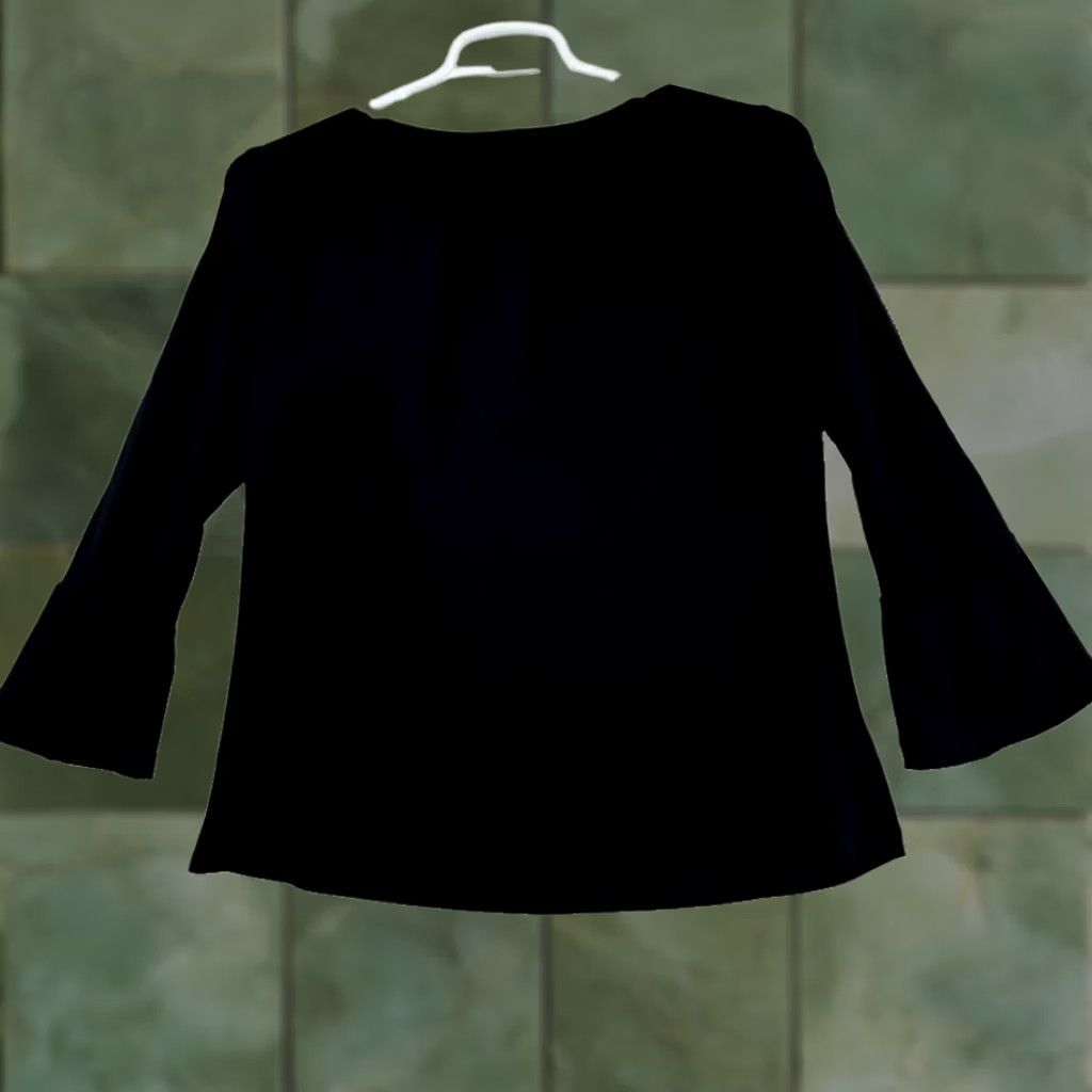 Adrianna Papell Adrianna Papell Blouse Women's M Black Lace Sheer Long Sleeve Top W 350 Shirt Bell Sleeve Round Neck Formal Designer All Seasons Size M / US 6-8 / IT 42-44 - 1 Thumbnail