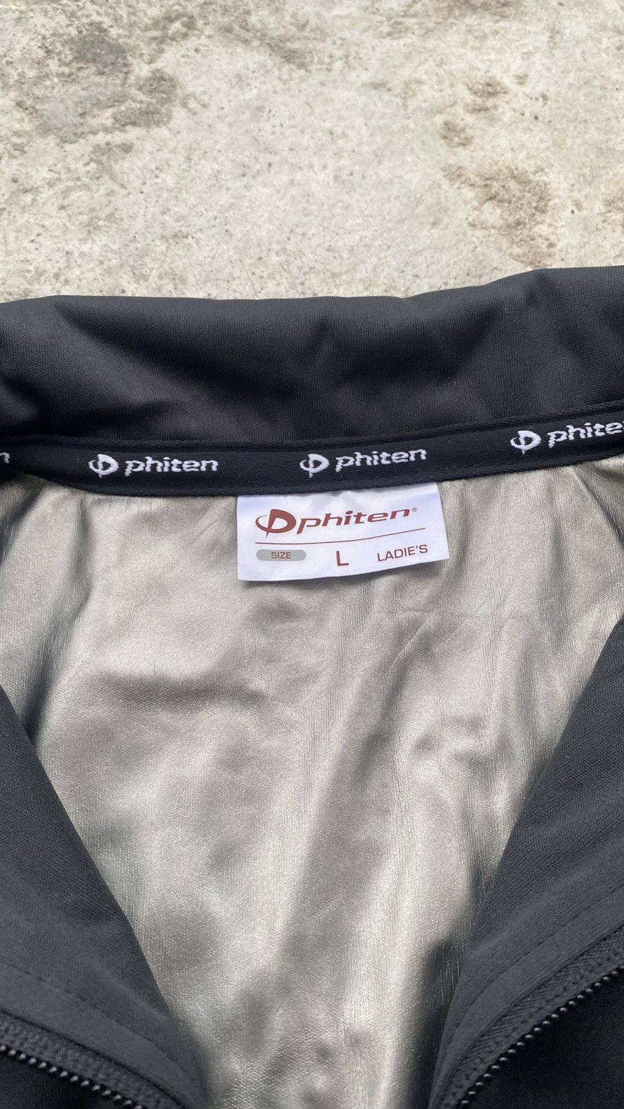 Goretex × Japanese Brand Phiten Ladies Waterproof Windbreaker Hiking Jacket Size L / US 10 / IT 46 - 9 Thumbnail