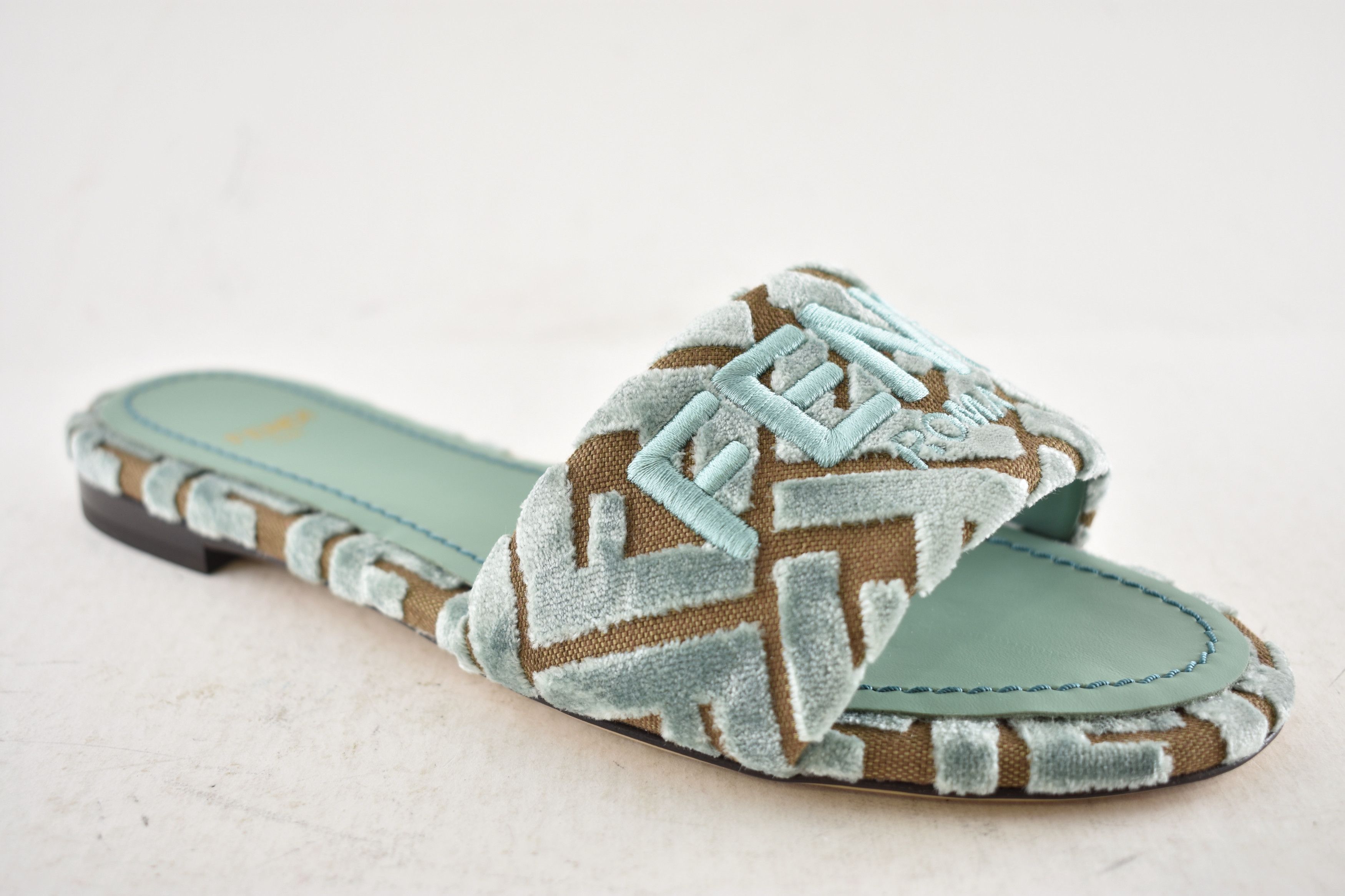 Fendi Fendi Sunshine Velvet FF Logo Slide Flat Flip Flop Sandal 37 Size US 7 / IT 37 - 4 Thumbnail
