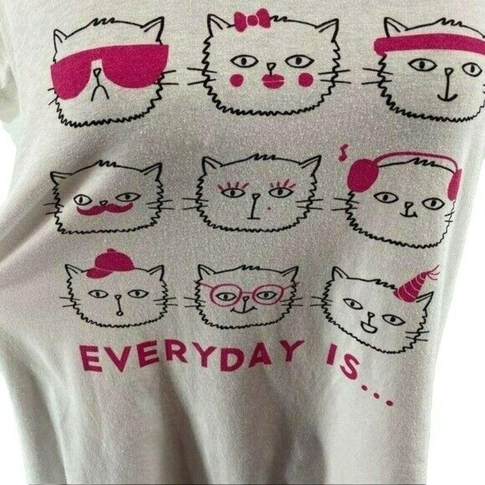 Forever 21 Forever 21 Caturday White Sleep Loose T-Shirt Lingerie S Size ONE SIZE - 3 Thumbnail